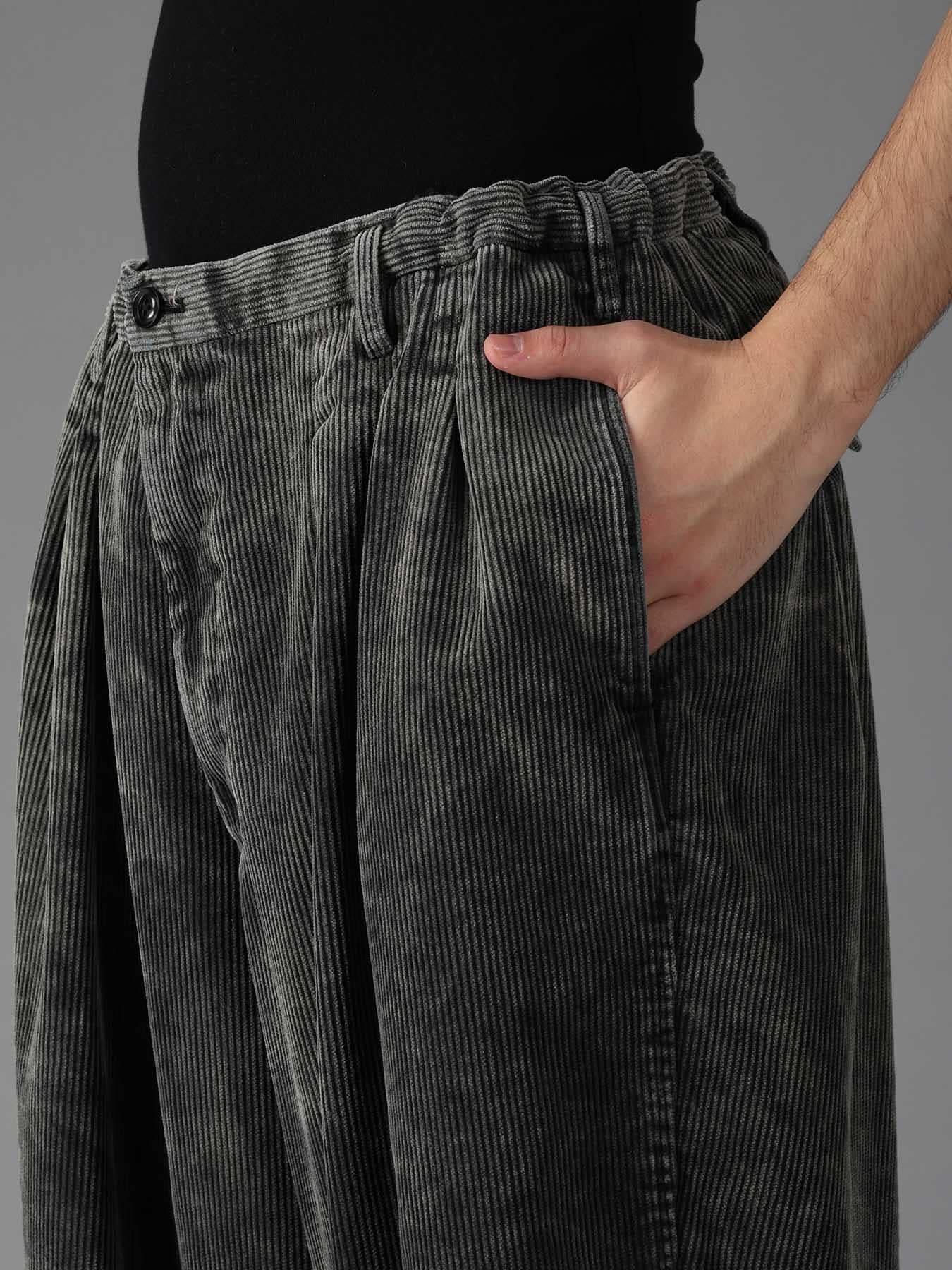 SULFUR-DYED CORDUROY CHEMICAL-BLEACH 12-TUCK PANTS