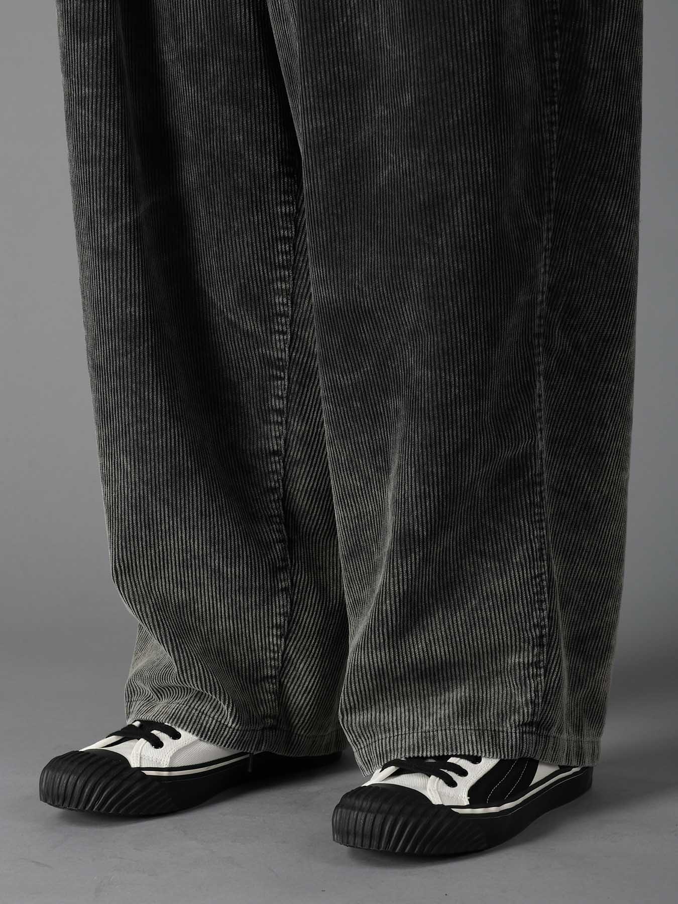 SULFUR-DYED CORDUROY CHEMICAL-BLEACH 12-TUCK PANTS