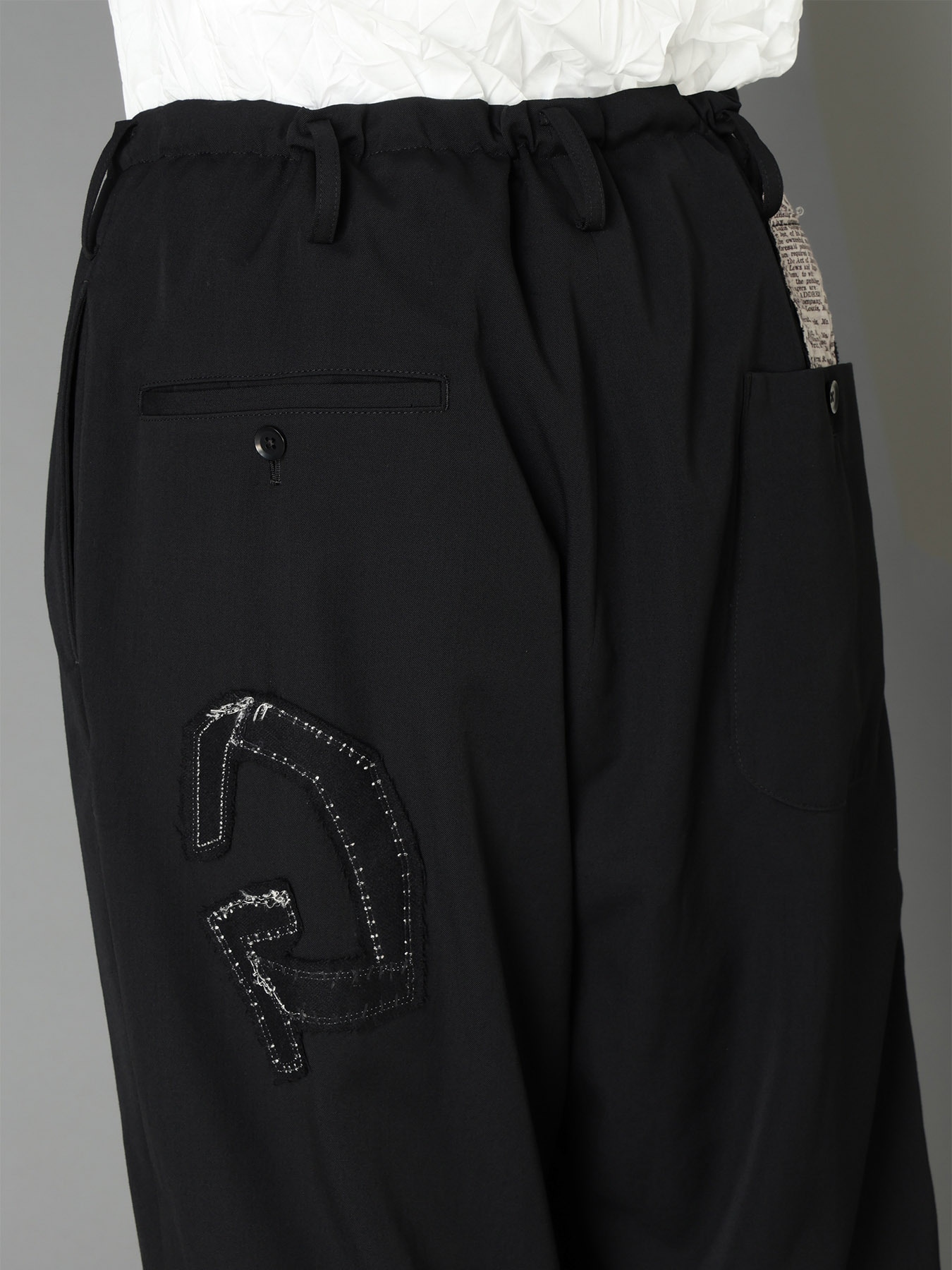 WOOL GABARDINE APPLIQUE DRAWSTRING PANTS