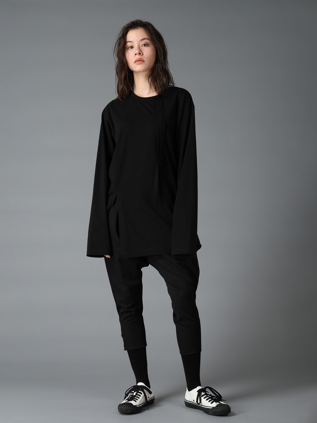 WOOL GABARDINE TAPERED PANTS