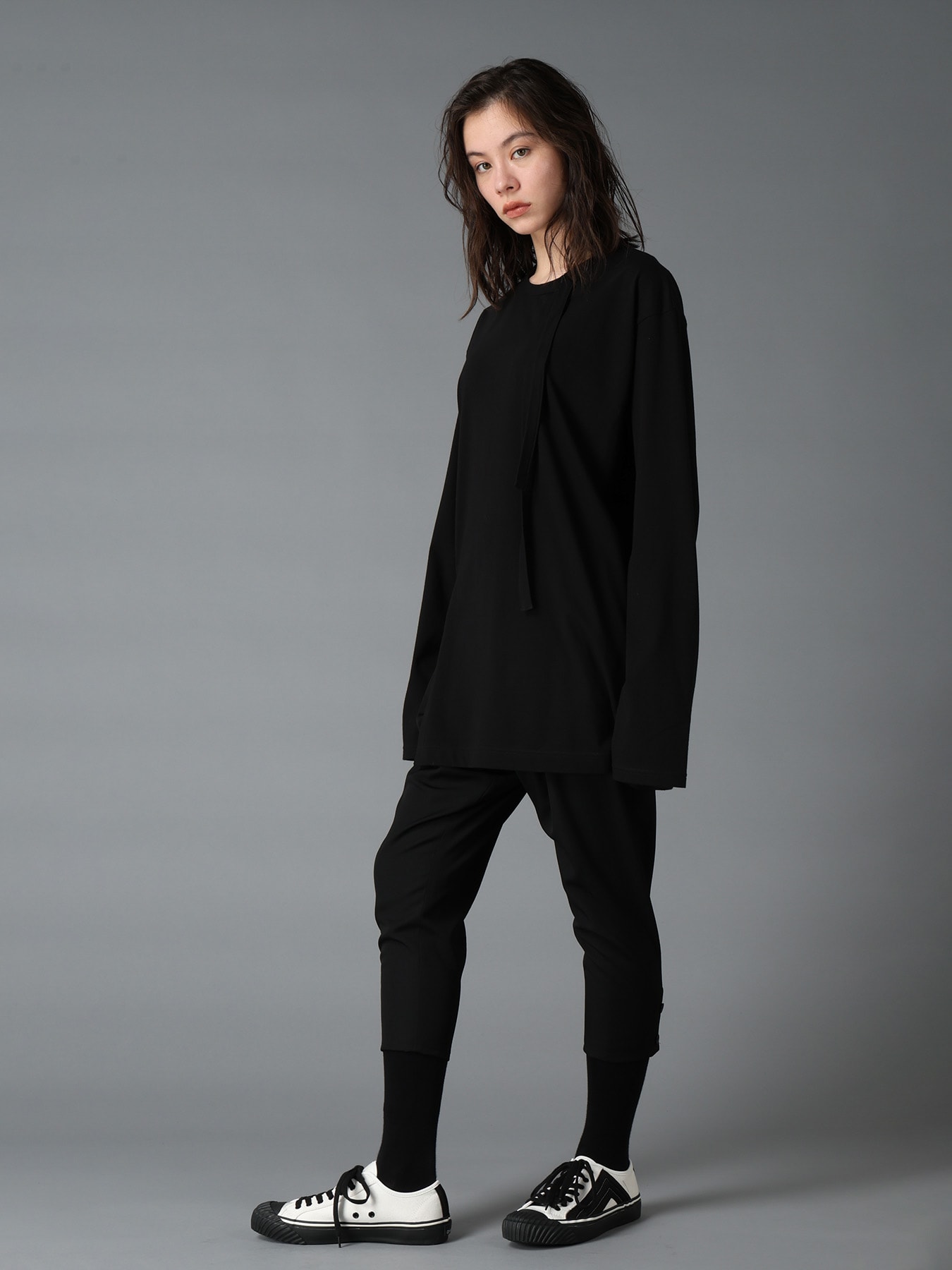 WOOL GABARDINE TAPERED PANTS