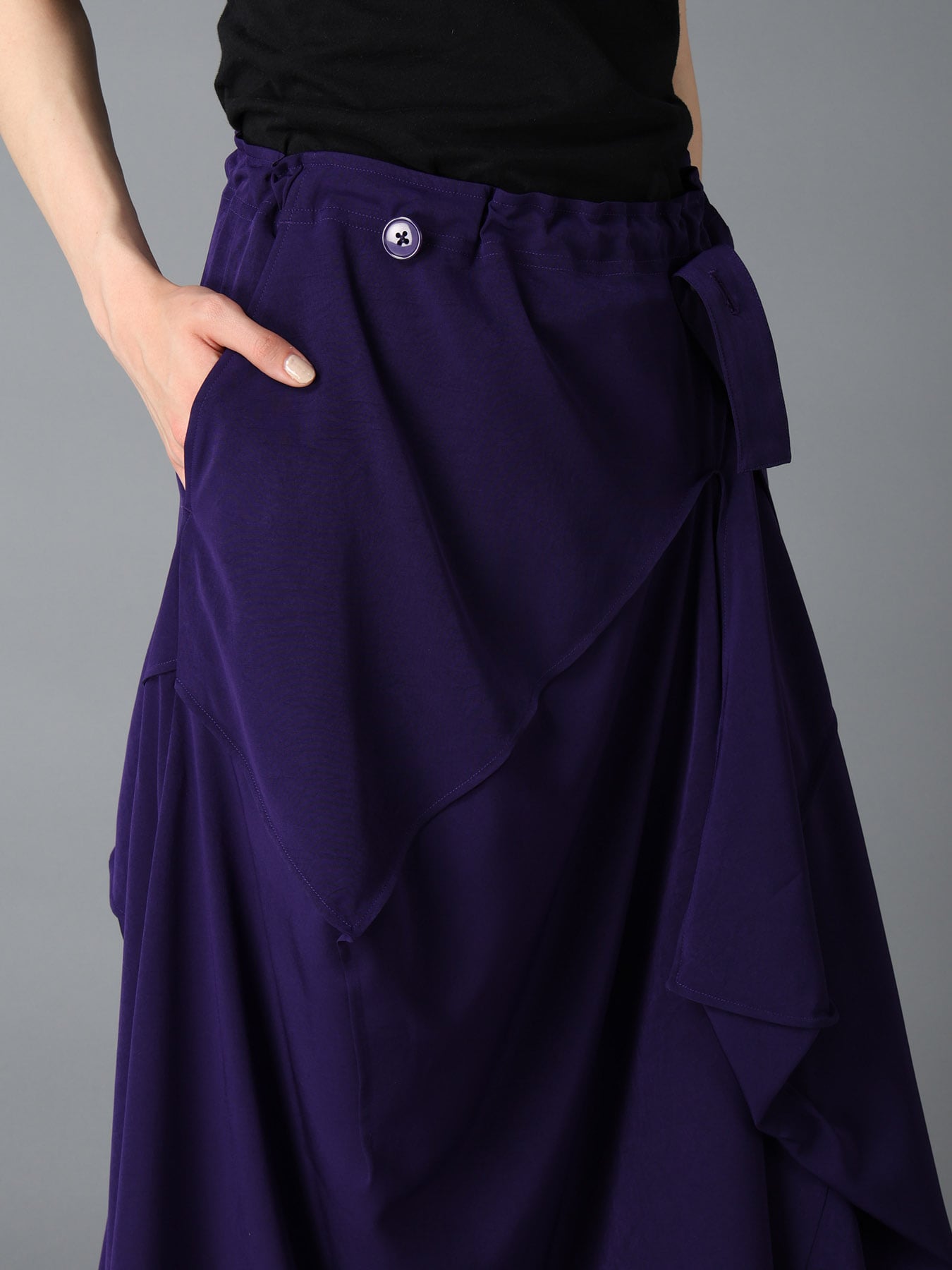 CREPE de CHINE SQUARE SKIRT