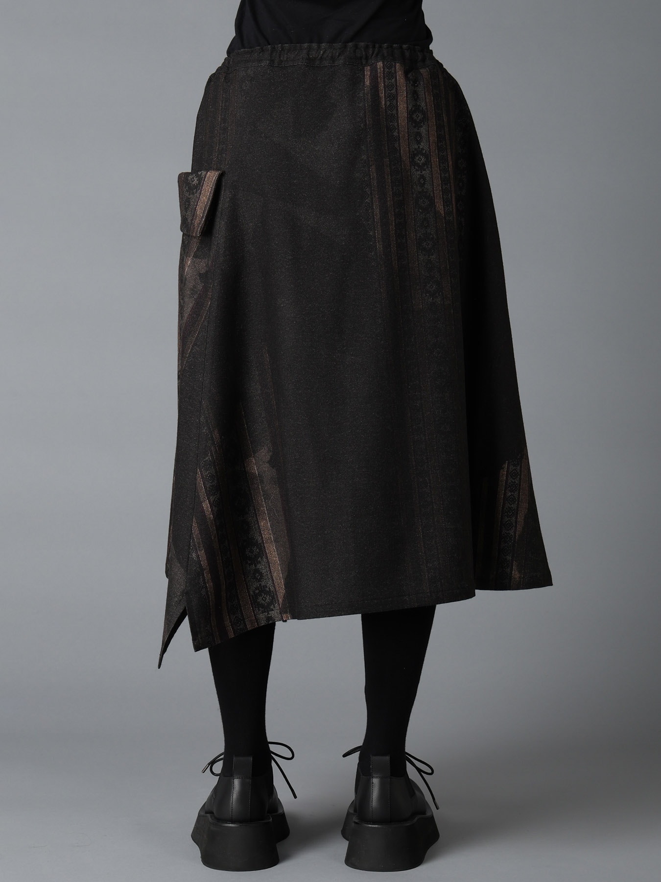 WOOL NYLON FLANNEL GREY STRIPE LEFT DROP SKIRT