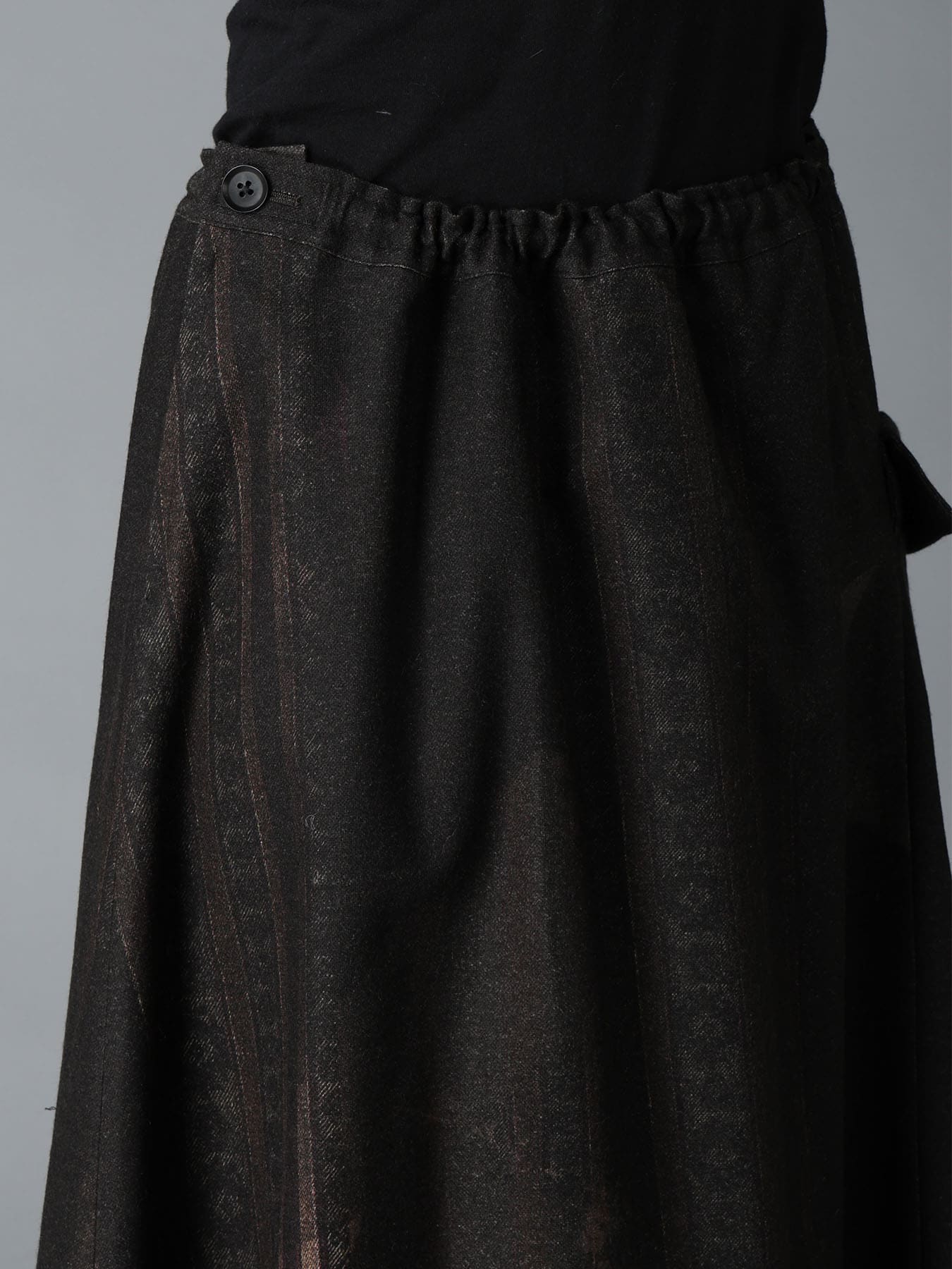 WOOL NYLON FLANNEL GREY STRIPE LEFT DROP SKIRT