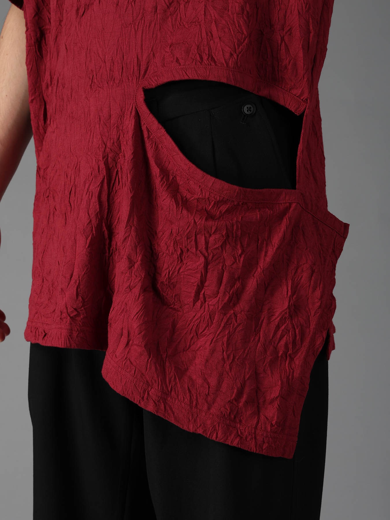 CATCH WASHER WRINKLE JERSEY LEFT SIDE CUT OUT SHORT SLEEVED T