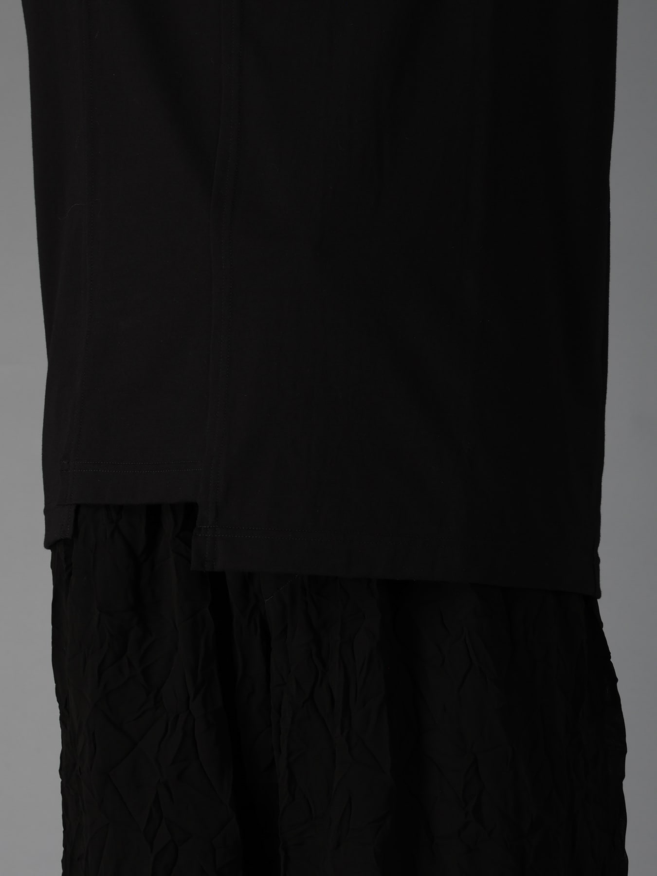 COTTON JERSEY CUT-OFF SHORT SLEEVED T