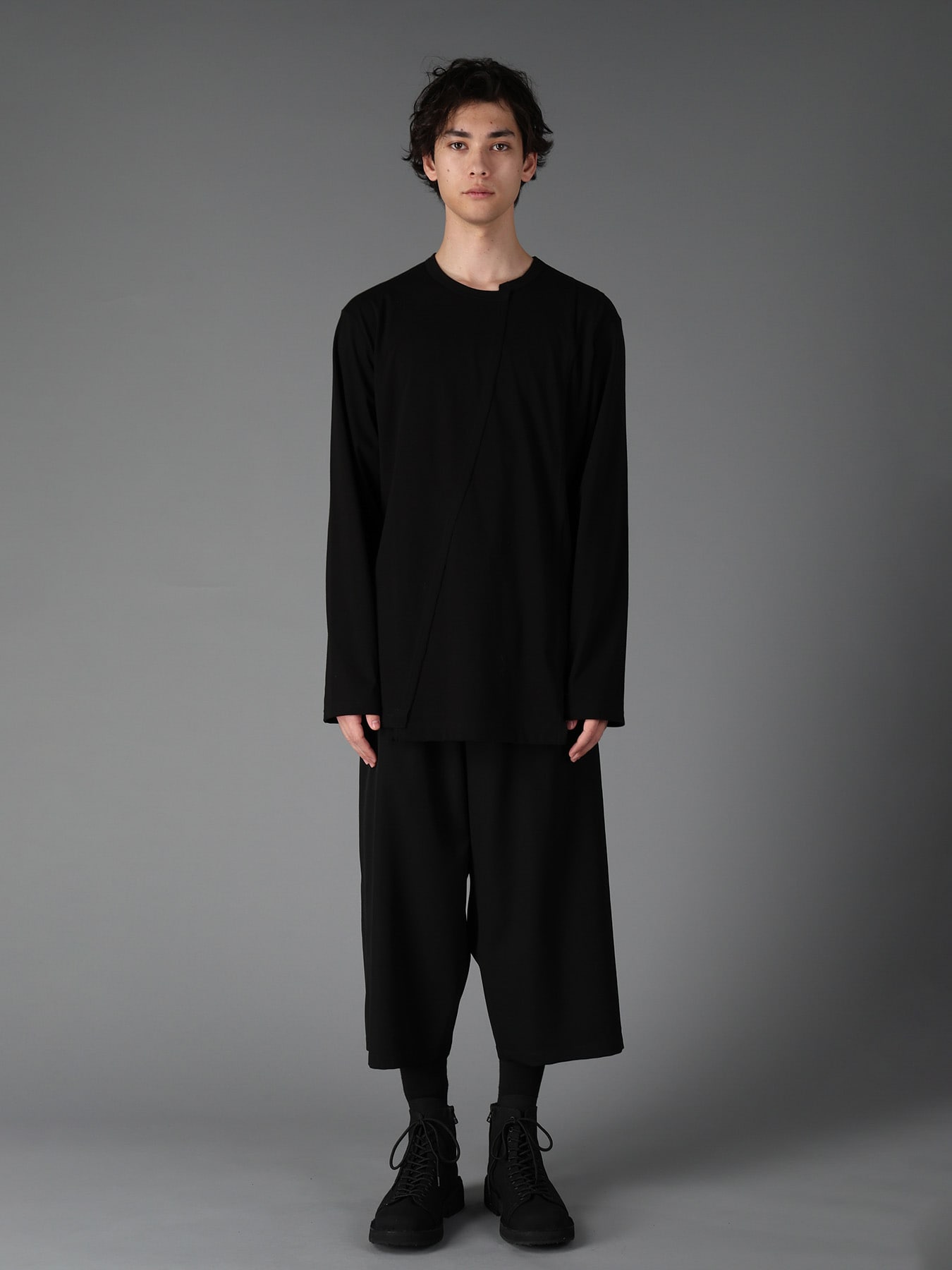 COTTON JERSEY CUT-OFF LONG SLEEVED T