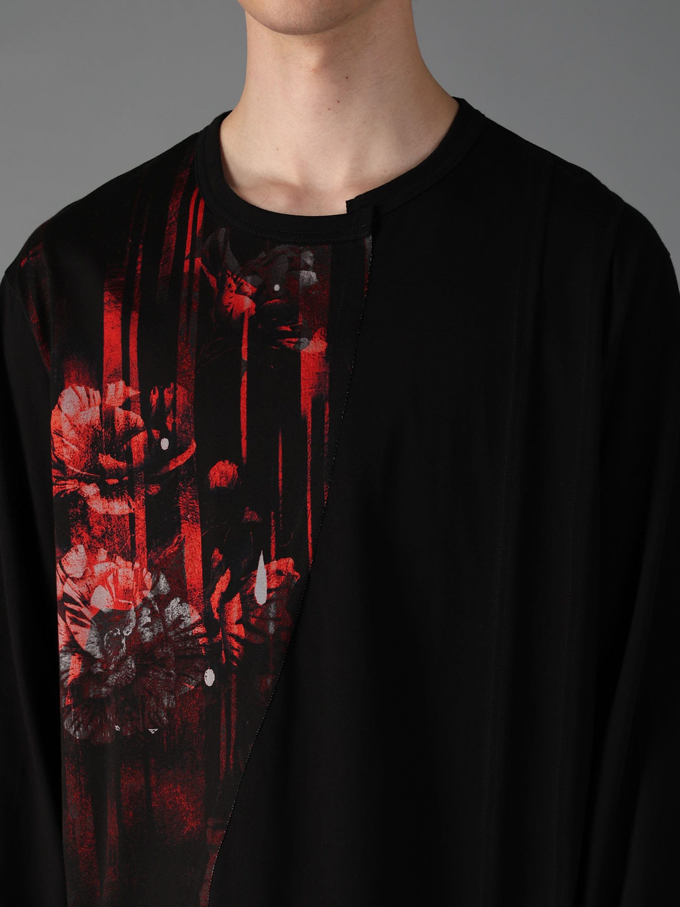 FLORAL STRIPED & COTTON JERSEY CUT-OFF LONG-SLEEVED T-SHIRT