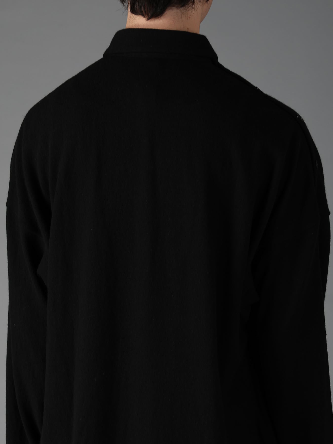 AIRY FEATHERY RIGHT-SIDE DRAPE SHIRT
