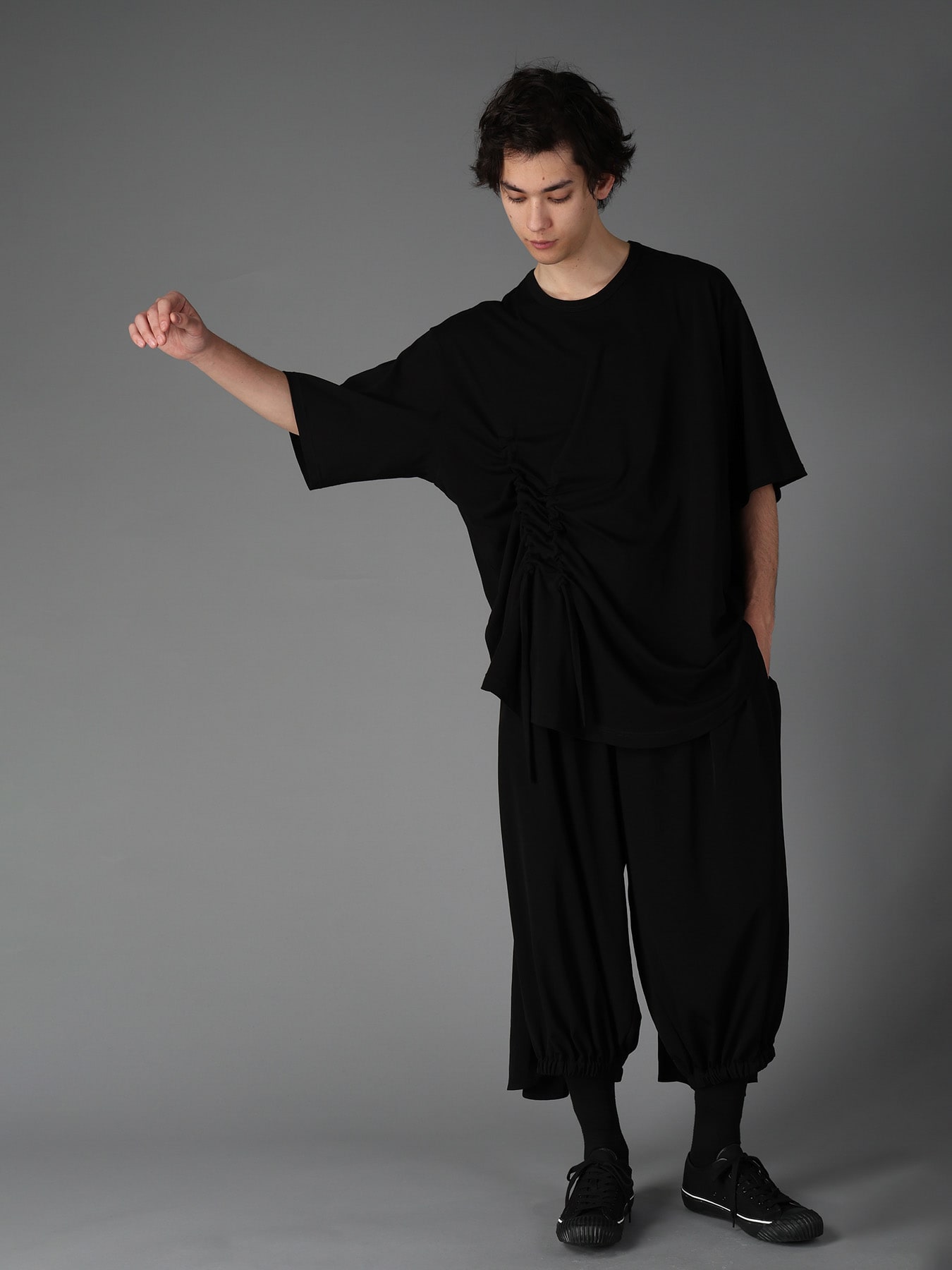 ULTIMA JERSEY SIDE GATHERED ROUND HEM T