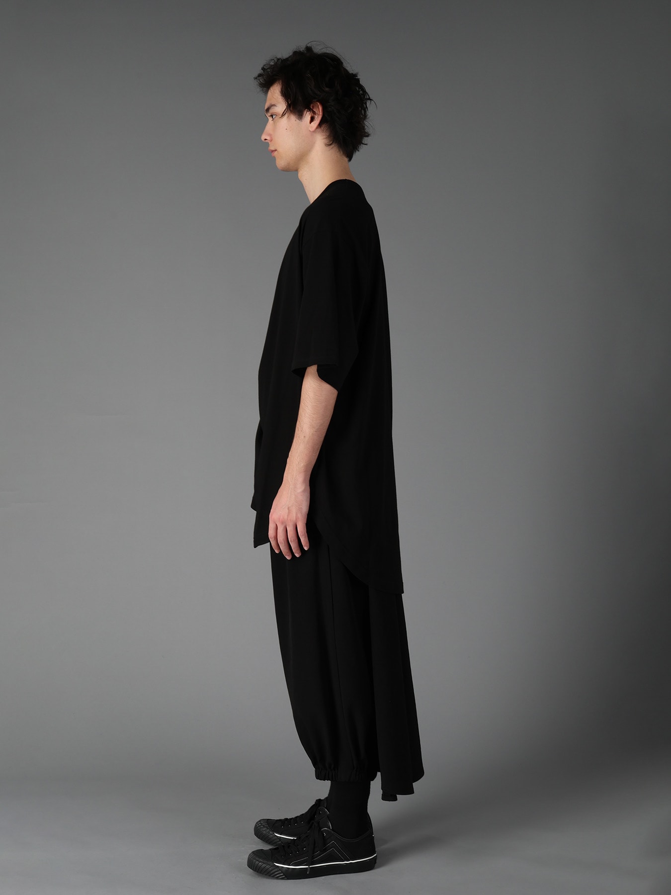 ULTIMA JERSEY SIDE GATHERED ROUND HEM T