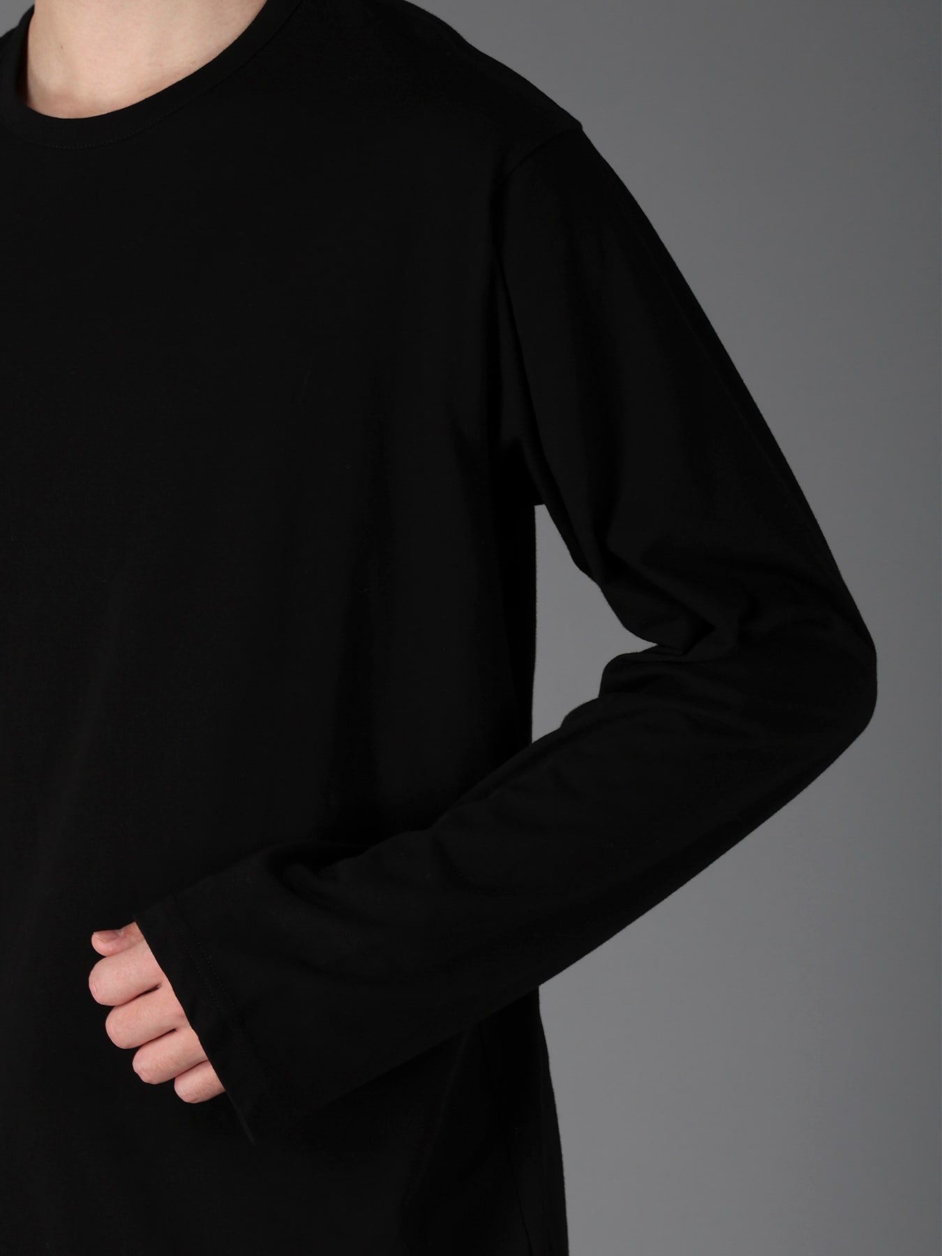 ULTIMA JERSEY LONG SLEEVED T WITH SLIT