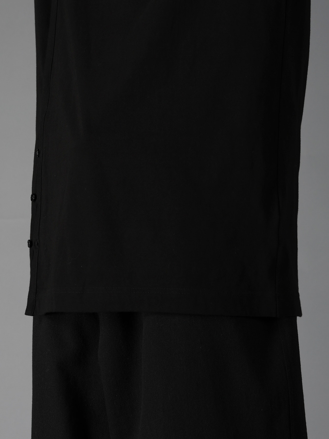 ULTIMA JERSEY LONG SLEEVED T WITH SLIT