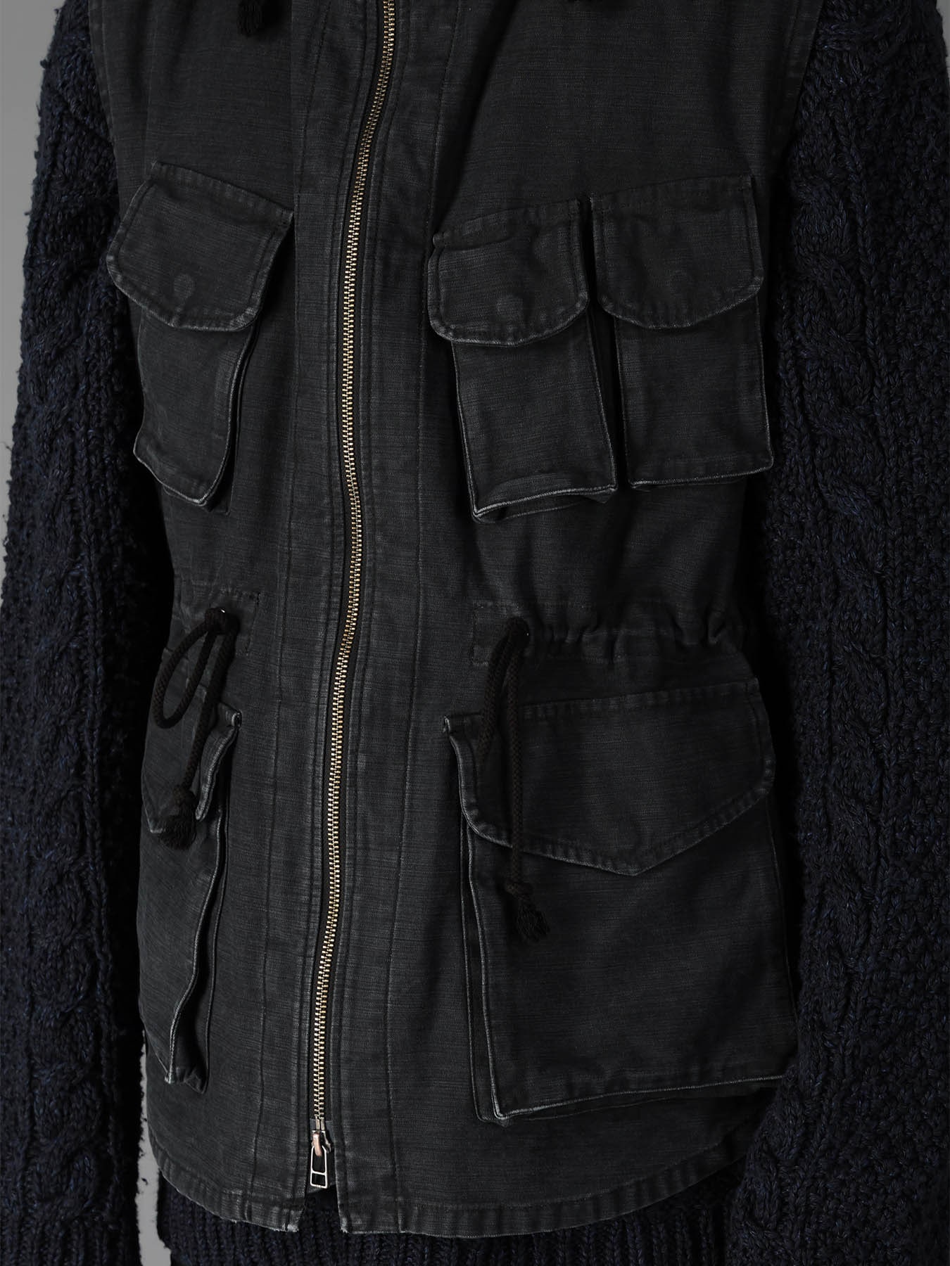 SULFUR DYED BACK SATIN HOODED OUTPOCKET VEST
