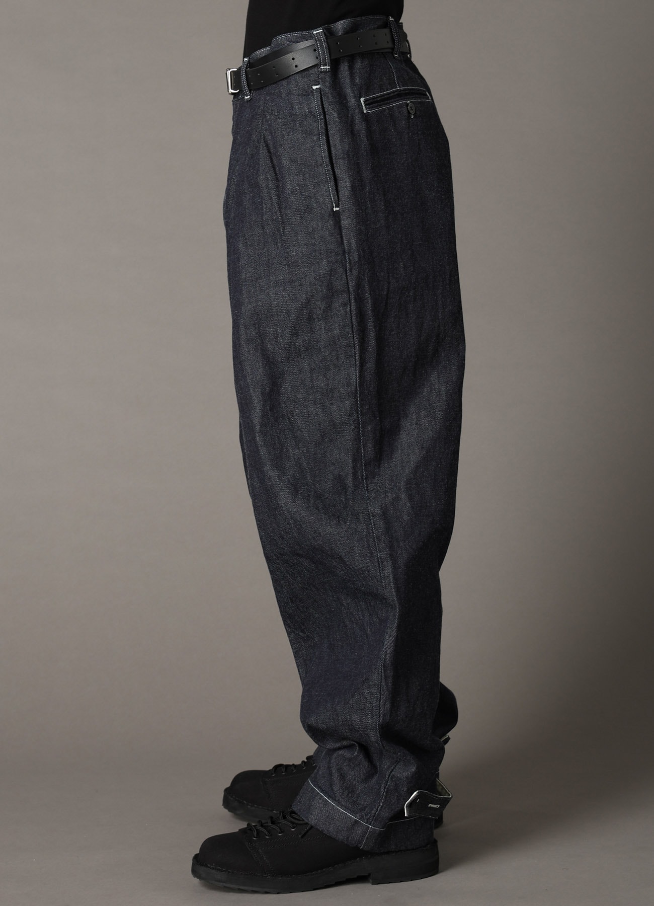 Ground Y×EDWIN 11oz INDIGO DENIM WIDE-TUCK PANTS WITH TAB DETAIL