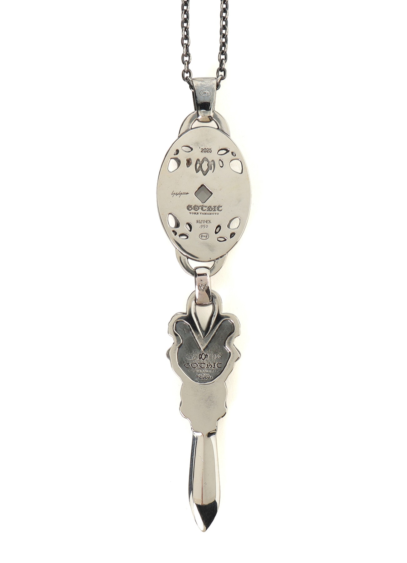 SILVER950 YY OVAL SCULL DAGGER PENDANT