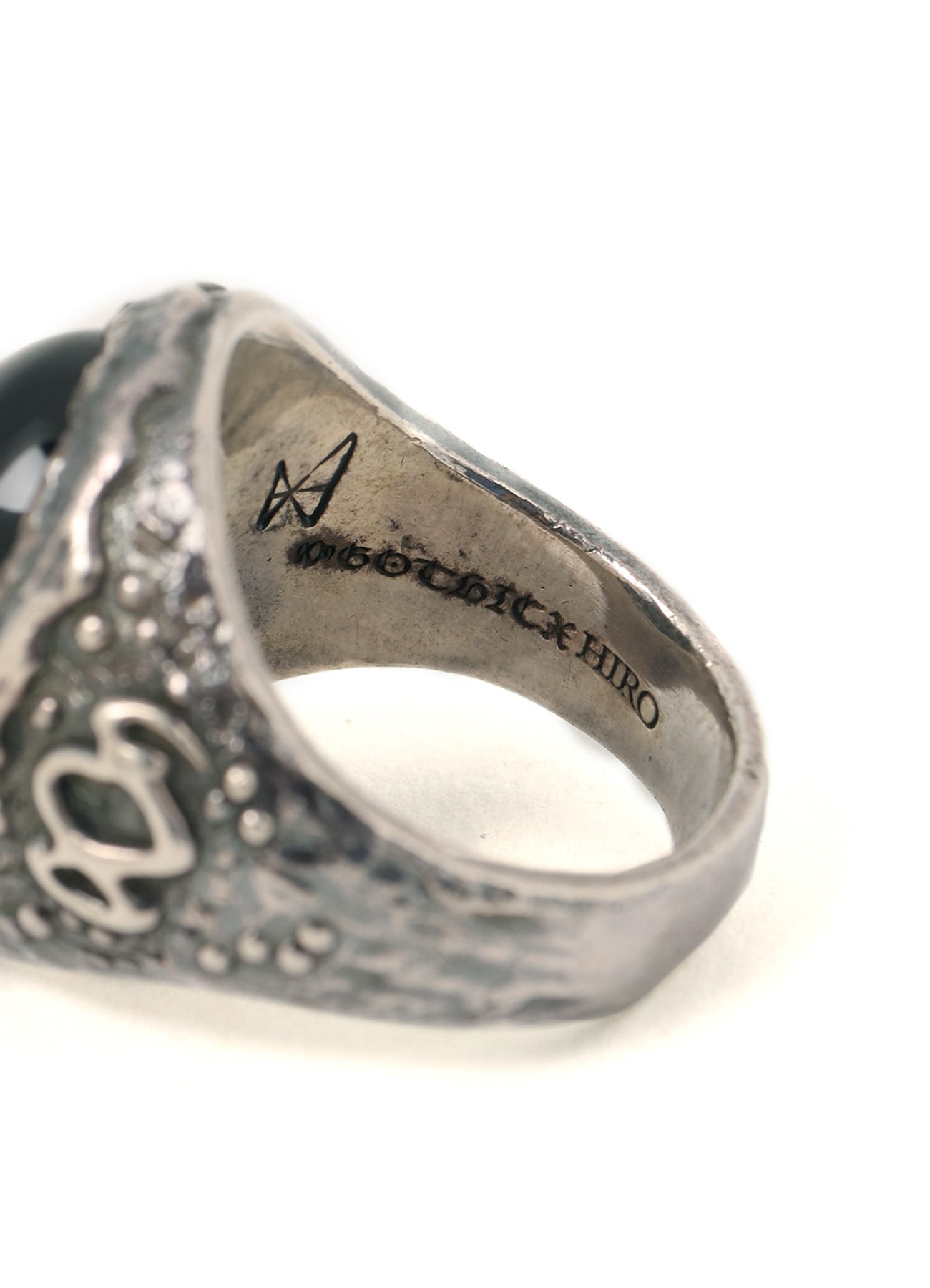 SILVER 950 GOTHIC OVAL RING