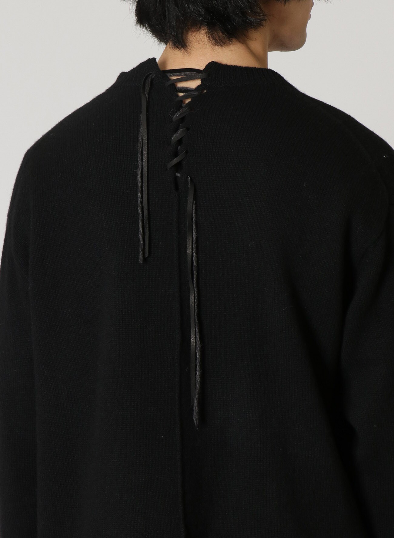 LEATHER STRING PS LETHER STRING CREW NECK
