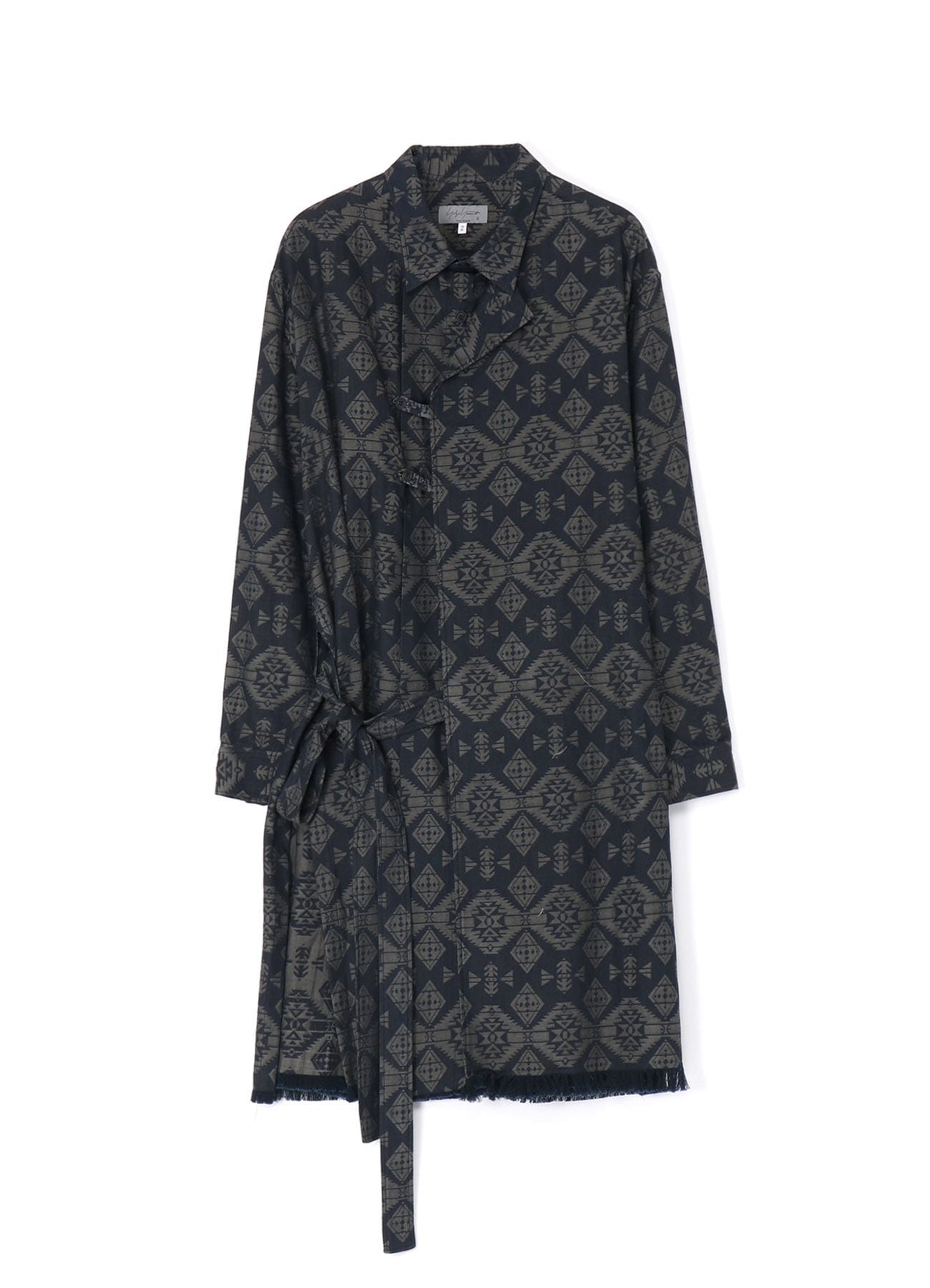 GEOMETRIC PATTERNED SHIRT WITH GOWN-STYLE CLOSURE