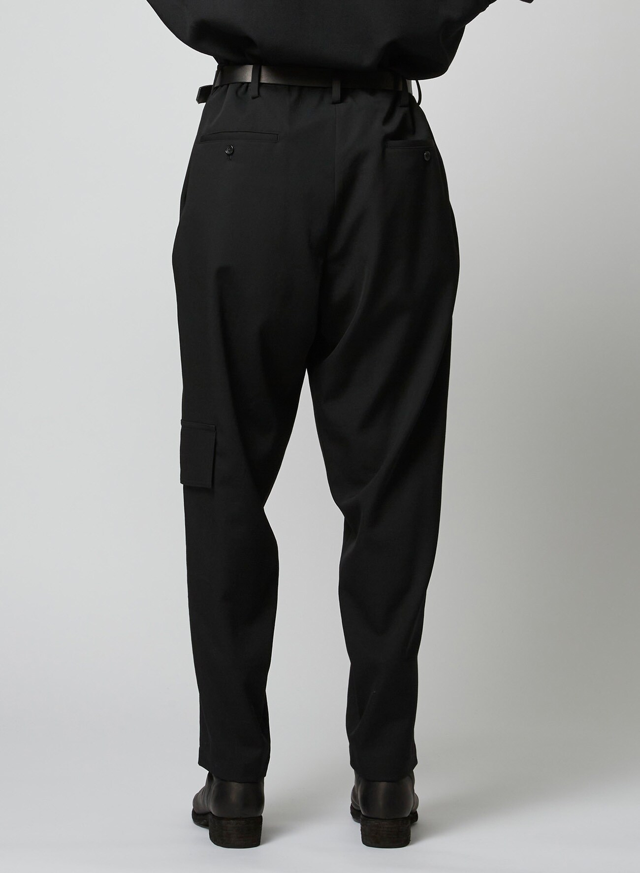 GABARDINE Y-SIDE SEAM TUCK PANTS(S Black): Yohji Yamamoto POUR