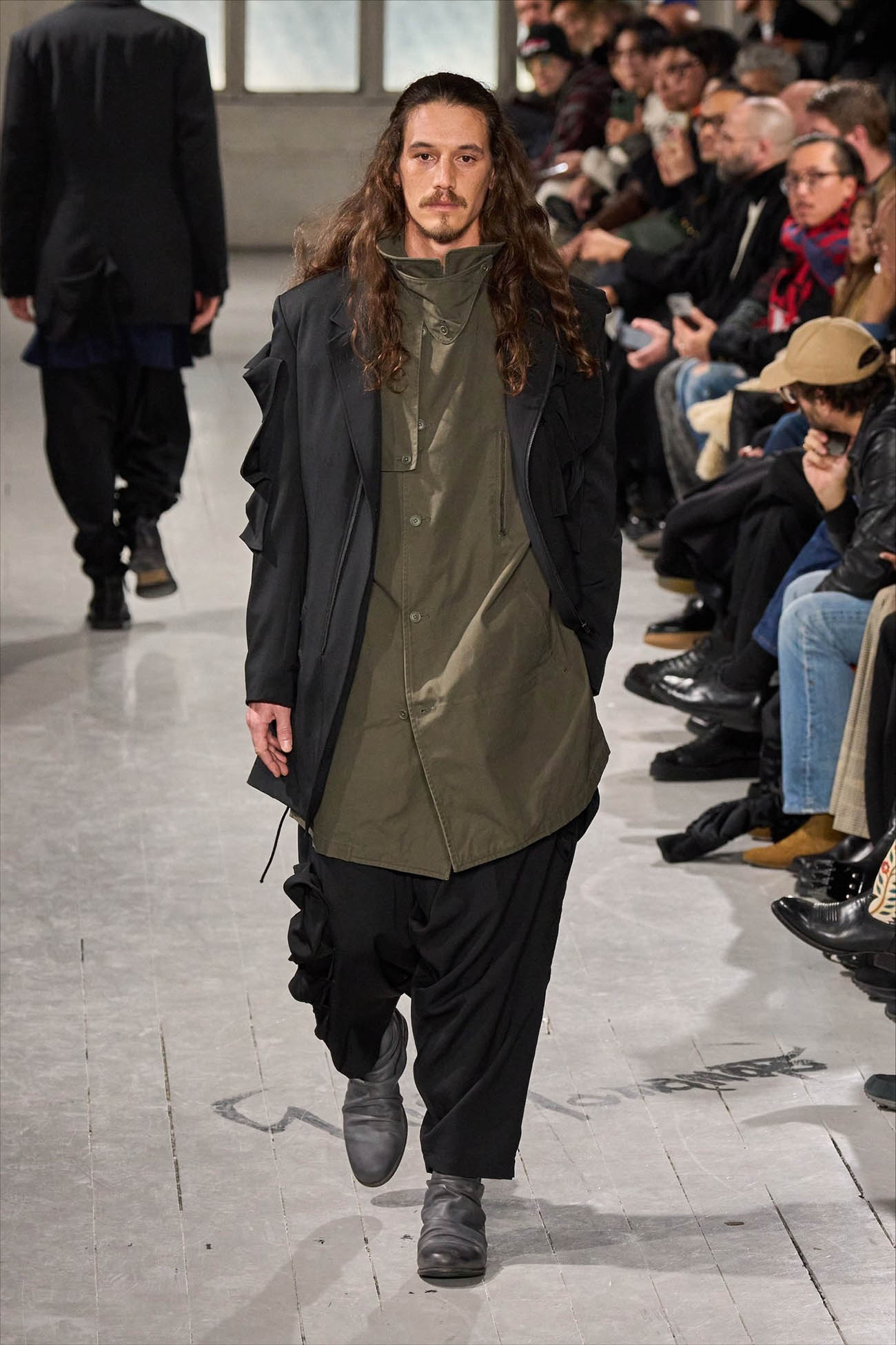 WOOL GABARDINE DECO DRAPED PANTS(XS Black): Yohji Yamamoto POUR