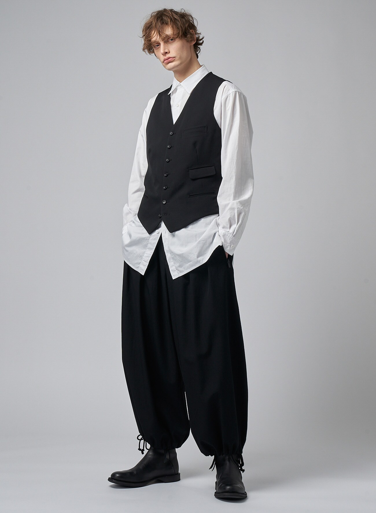 7-BUTTON V-NECK WAISTCOAT(S Black): Yohji Yamamoto POUR HOMME｜THE