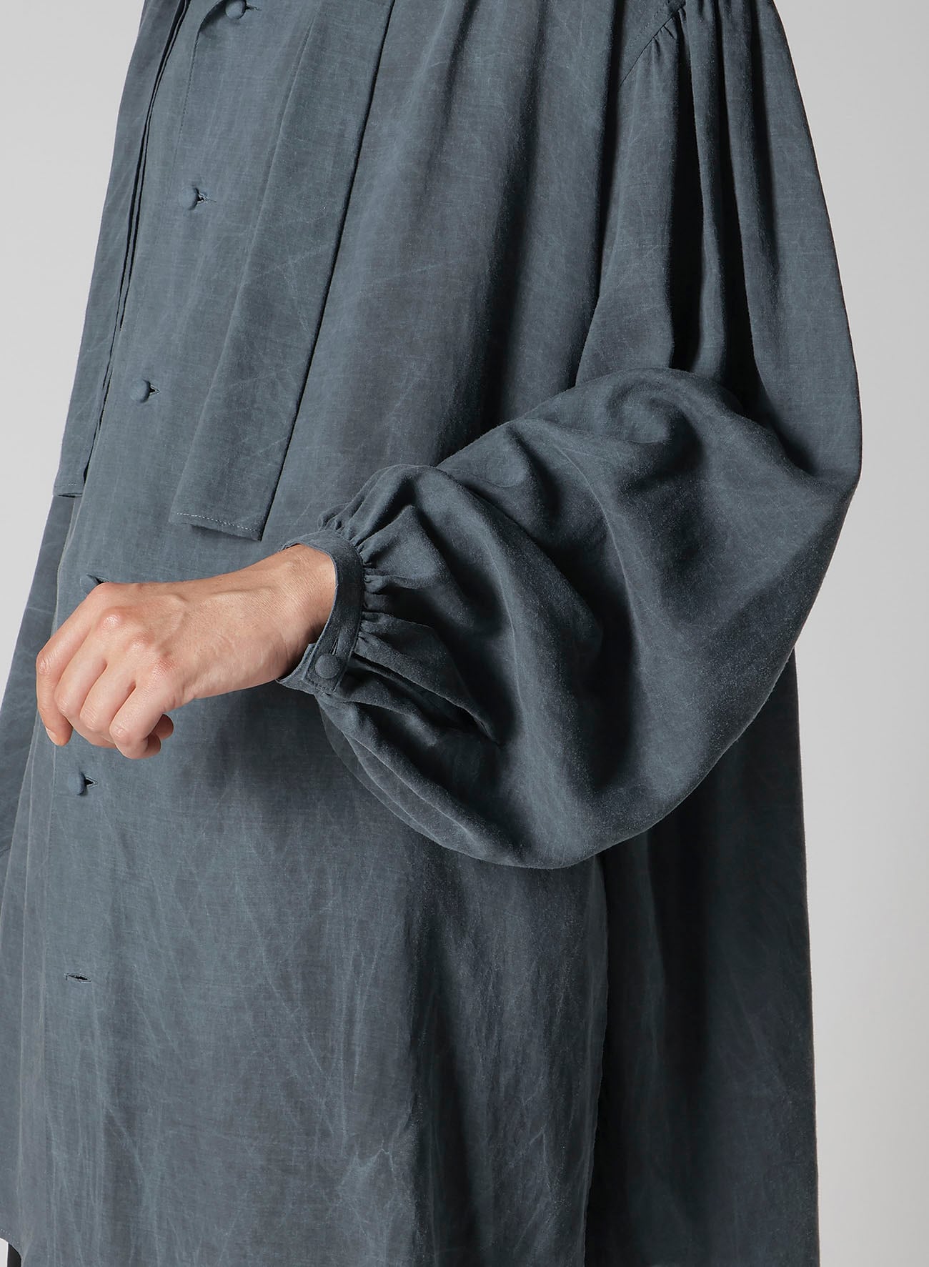 CELLULOSE COATING SCARF GATHER BLOUSE