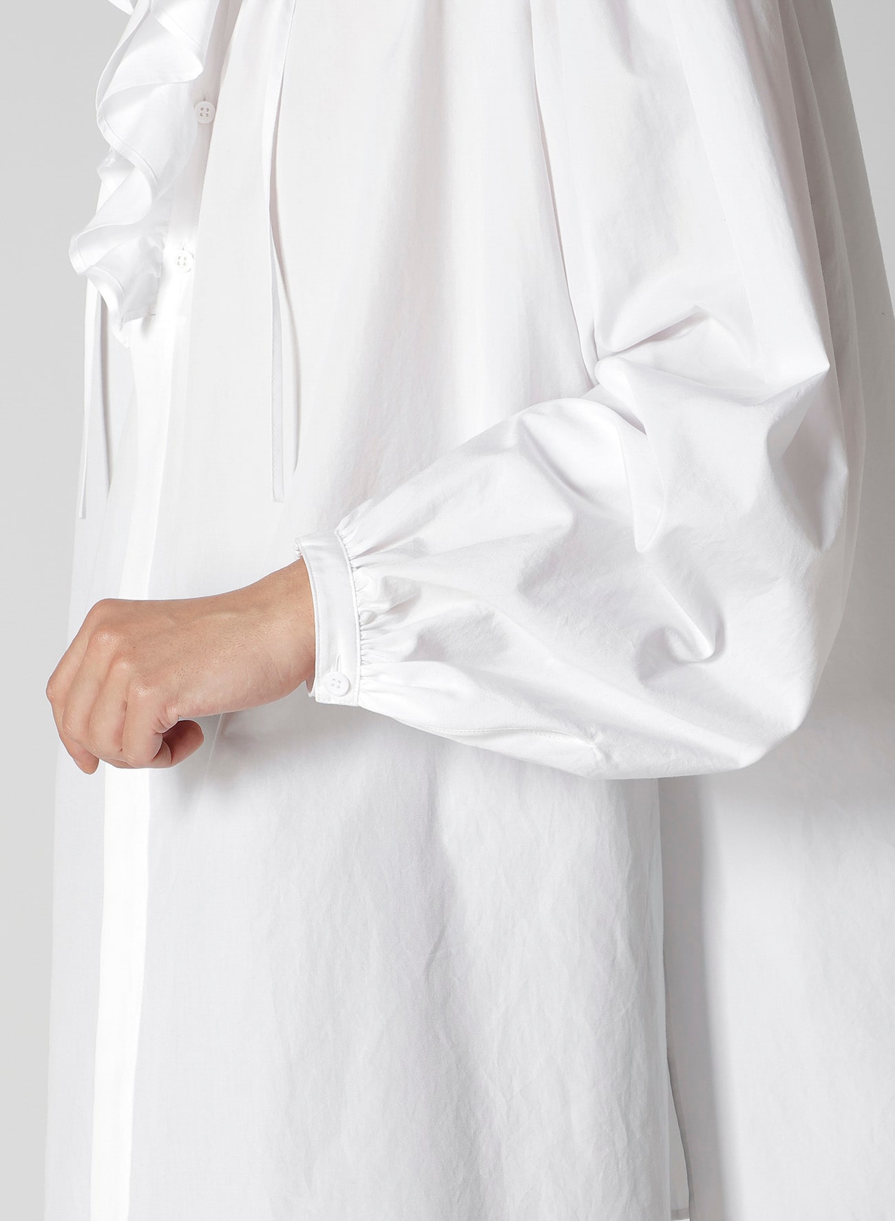 COTTON BROAD FRILLED GATHER BLOUSE