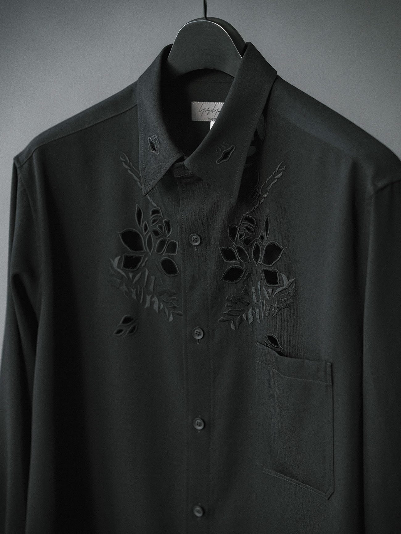 WOOL GABARDINE CUTWORK EMBROIDERY BLOUSE