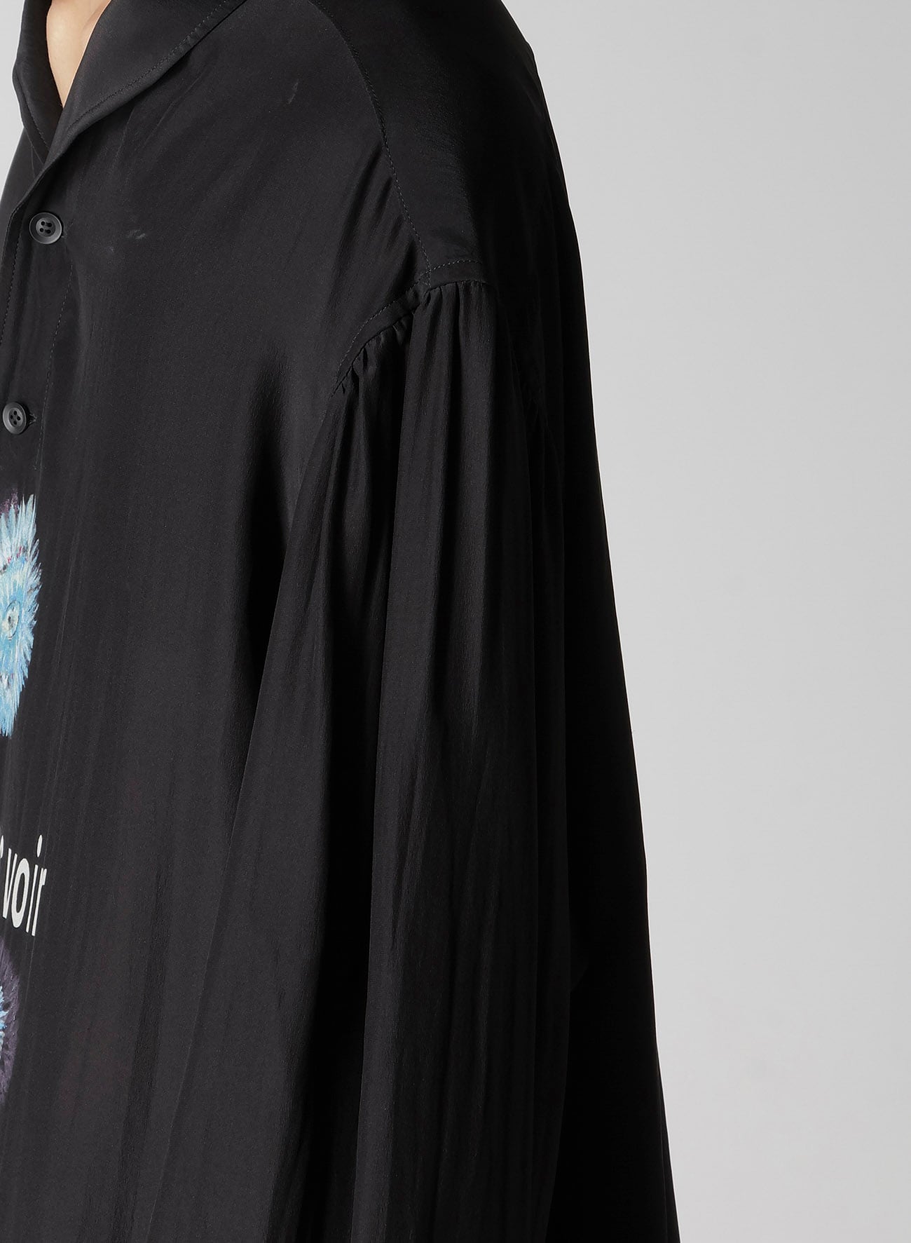 SEA MOTIF SCARF COLLAR BLOUSE