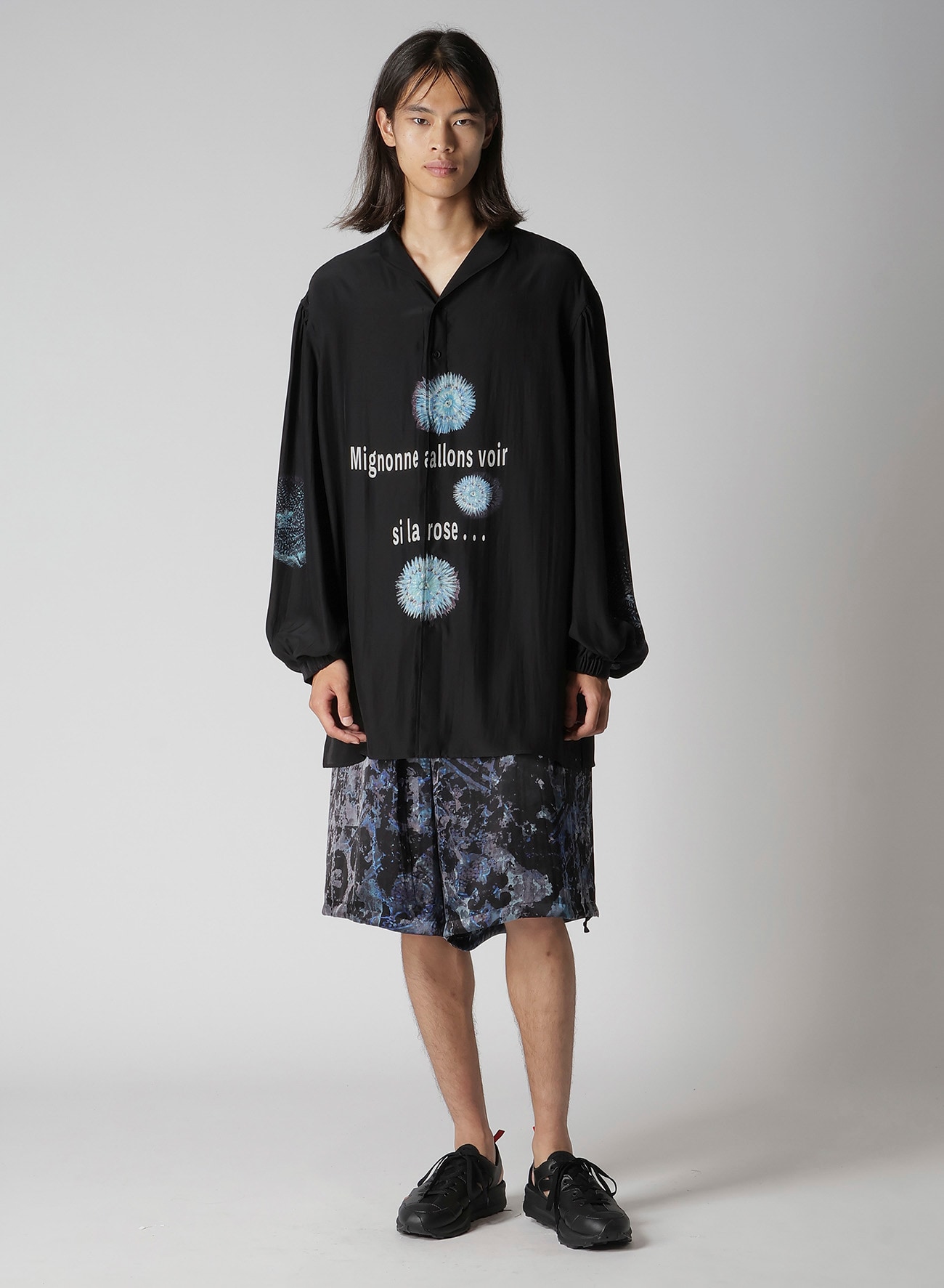 SEA MOTIF SCARF COLLAR BLOUSE