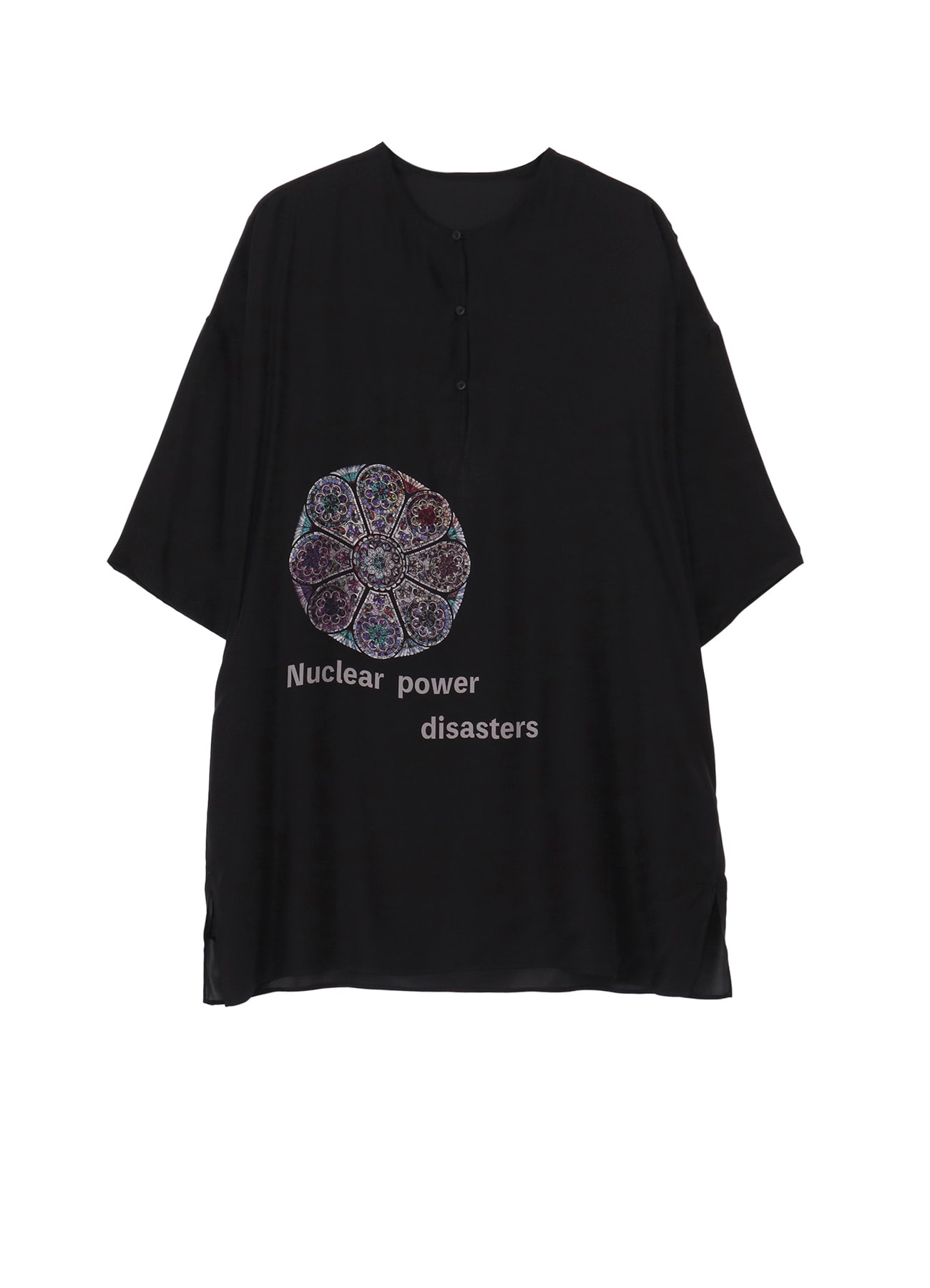 STAINED GLASS GUESSETED SHORT SLEEVE BLOUSE