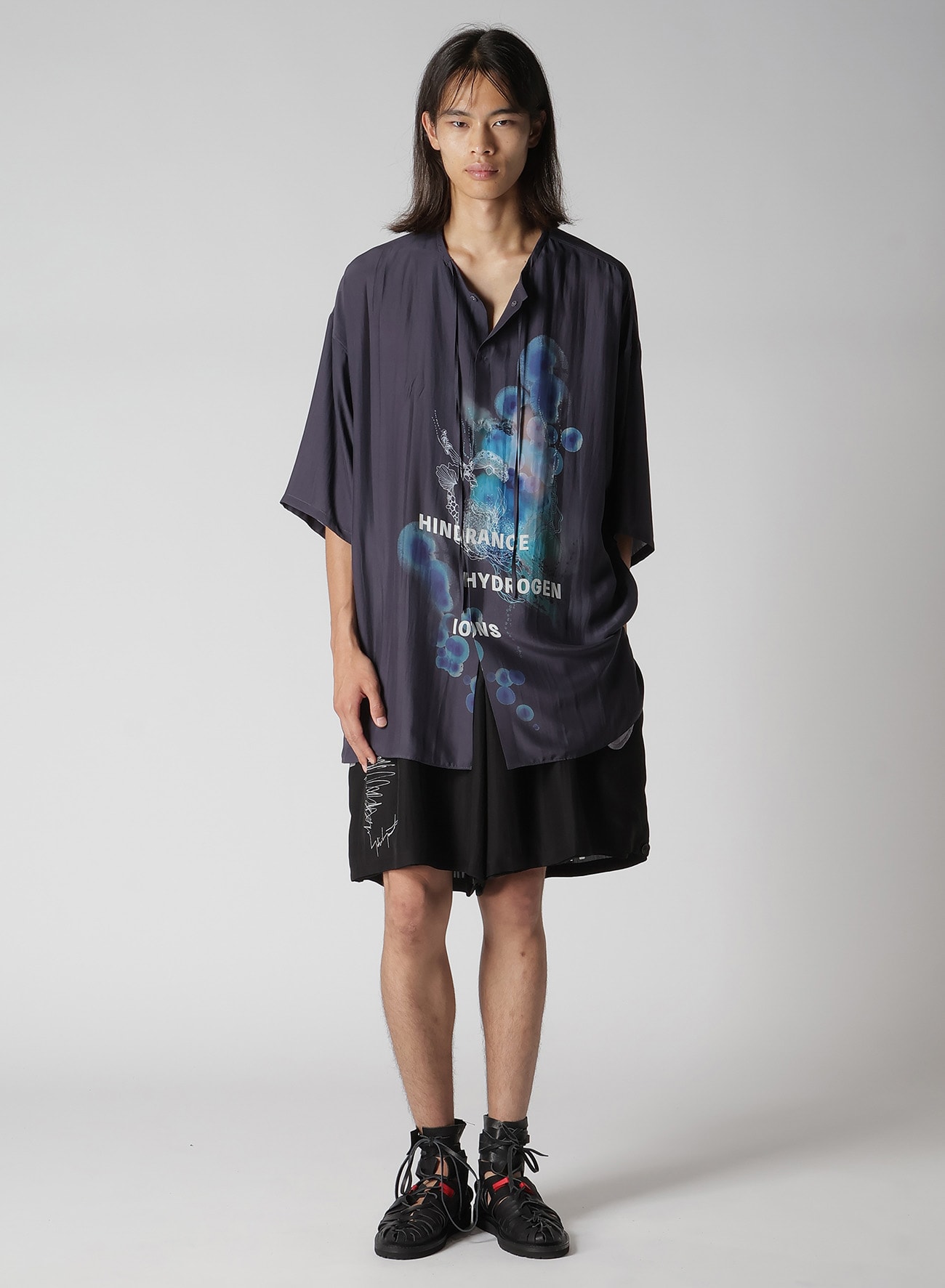 CORAL WATERCOLOR GUESSETED SHORT SLEEVE BLOUSE