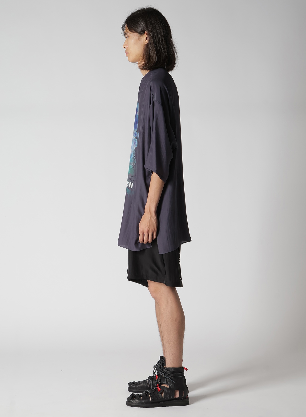 CORAL WATERCOLOR GUESSETED SHORT SLEEVE BLOUSE