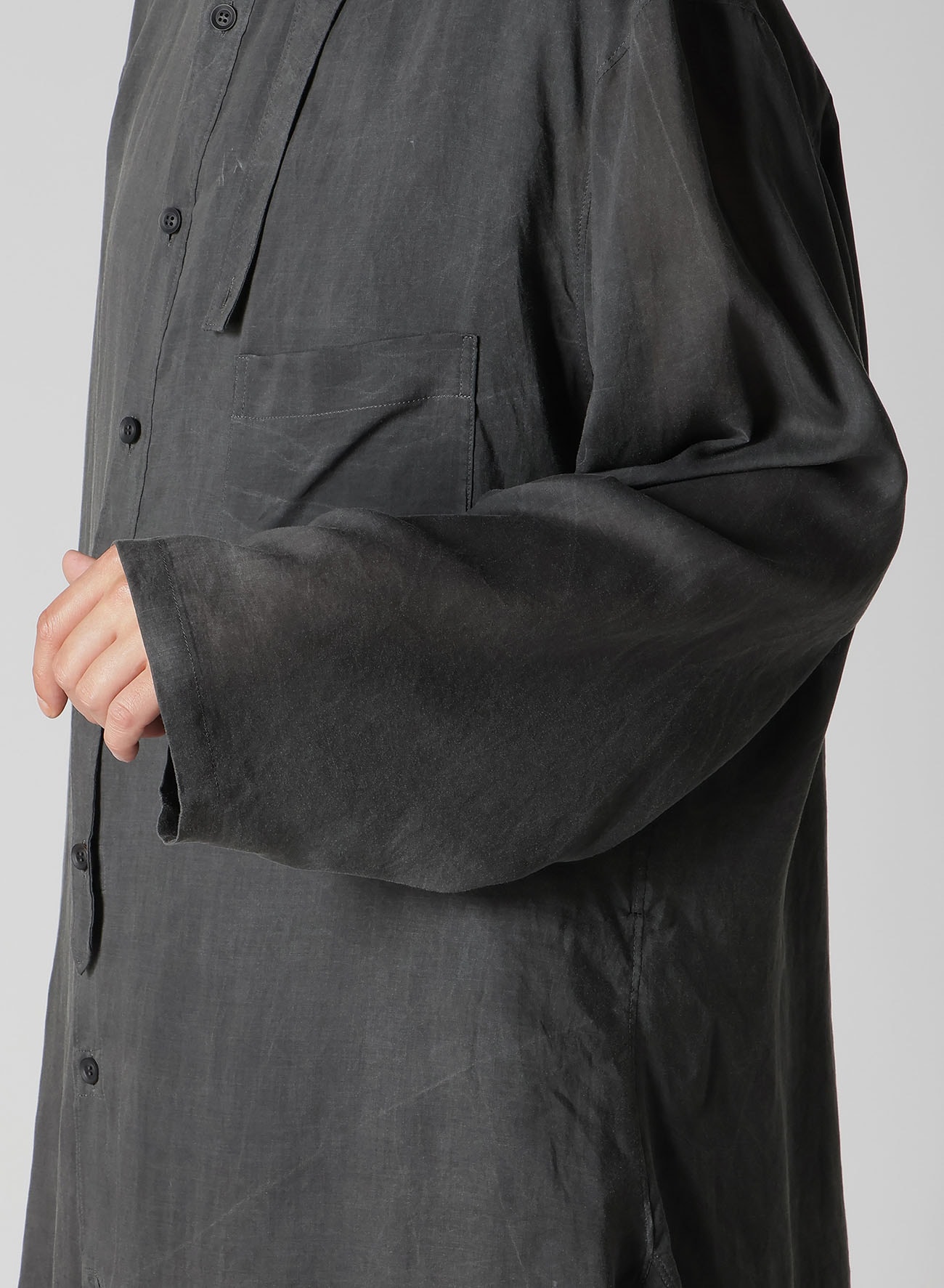 PIGMENT COATING WASH ASYMMETRIC LONG BLOUSE