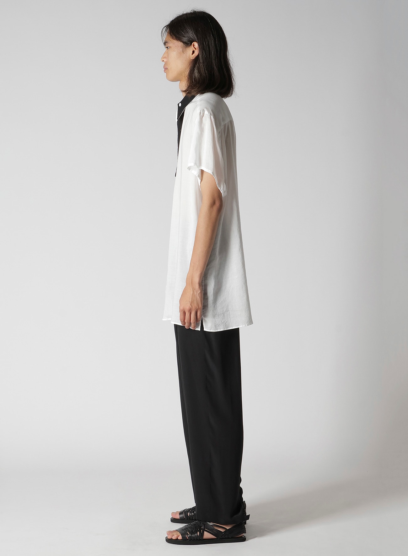 CELLULOSE LAWN BLACK AND WHITE DOUBLE COLLAR BLOUSE