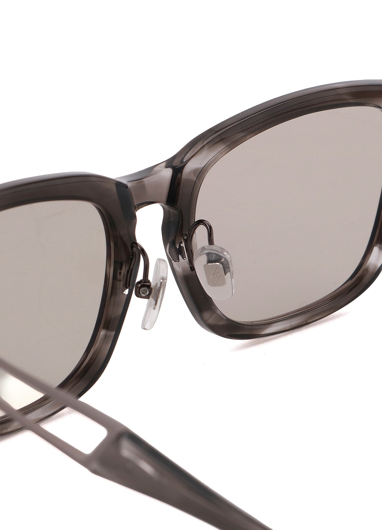 ACETATE TITANIUM SUNGLASSES E