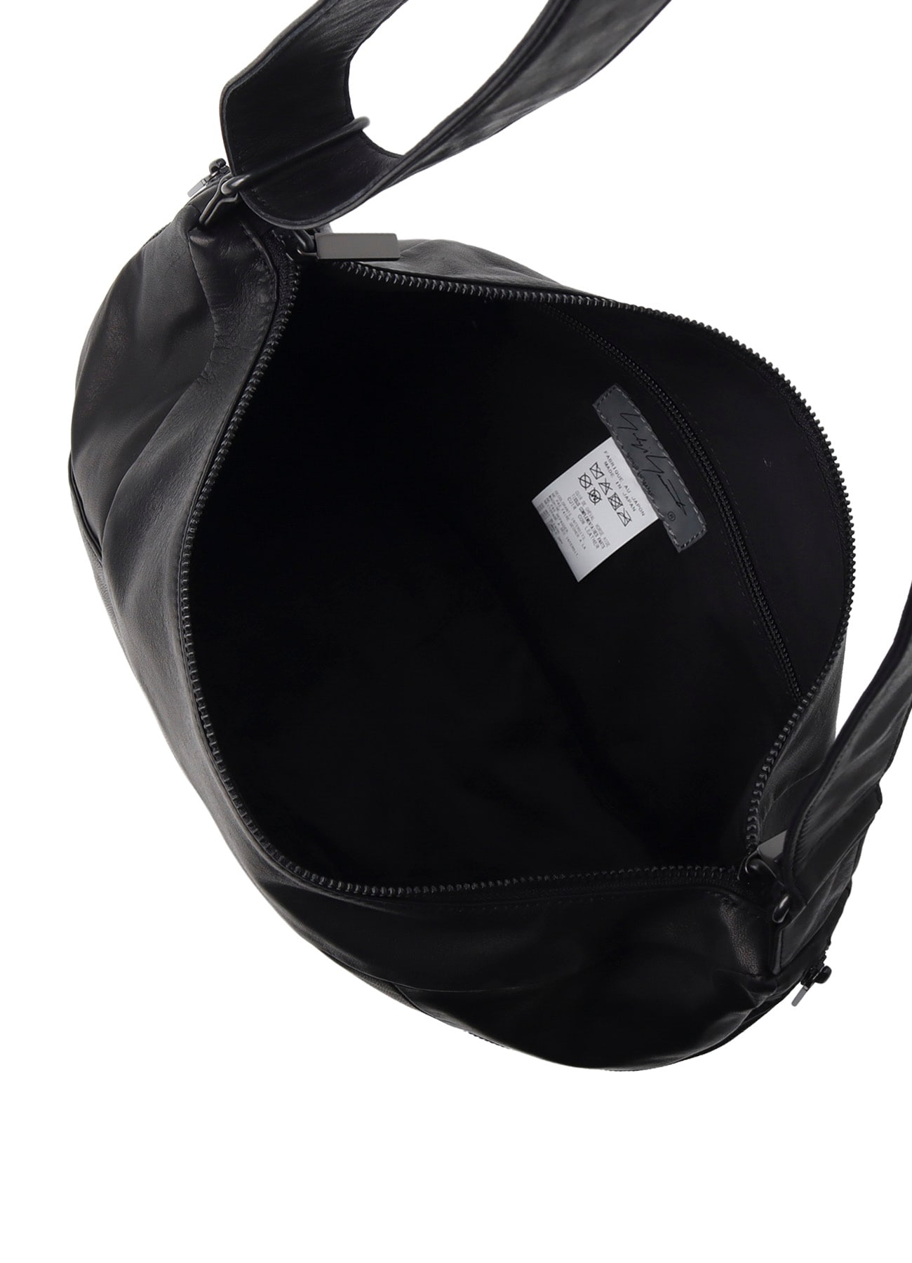 SCRATCH HORSE LEATHER HALF MOON SHOULDER BAG