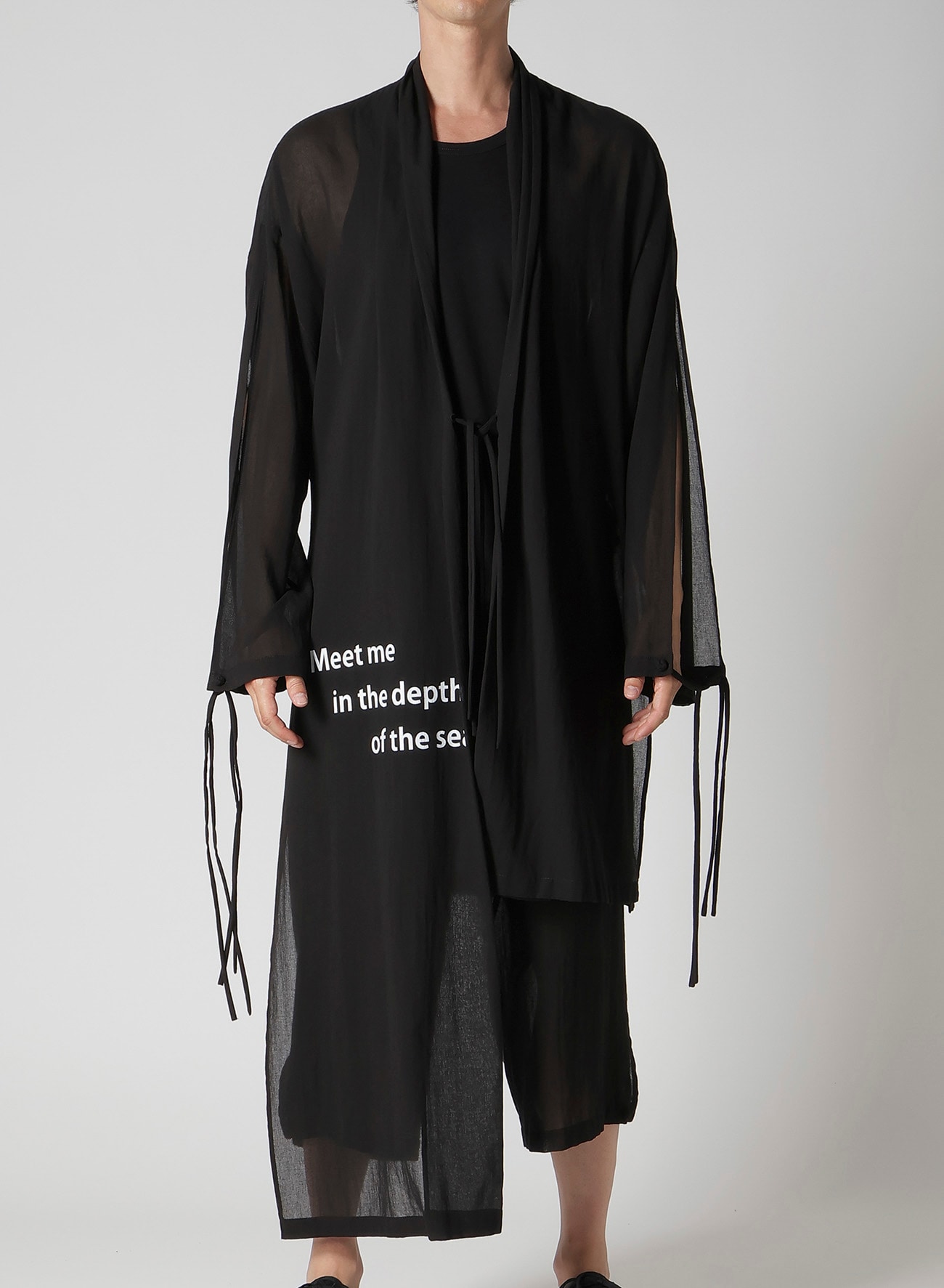 COTTON CIFFON MESSAGE PRINTED SCARF JACKET