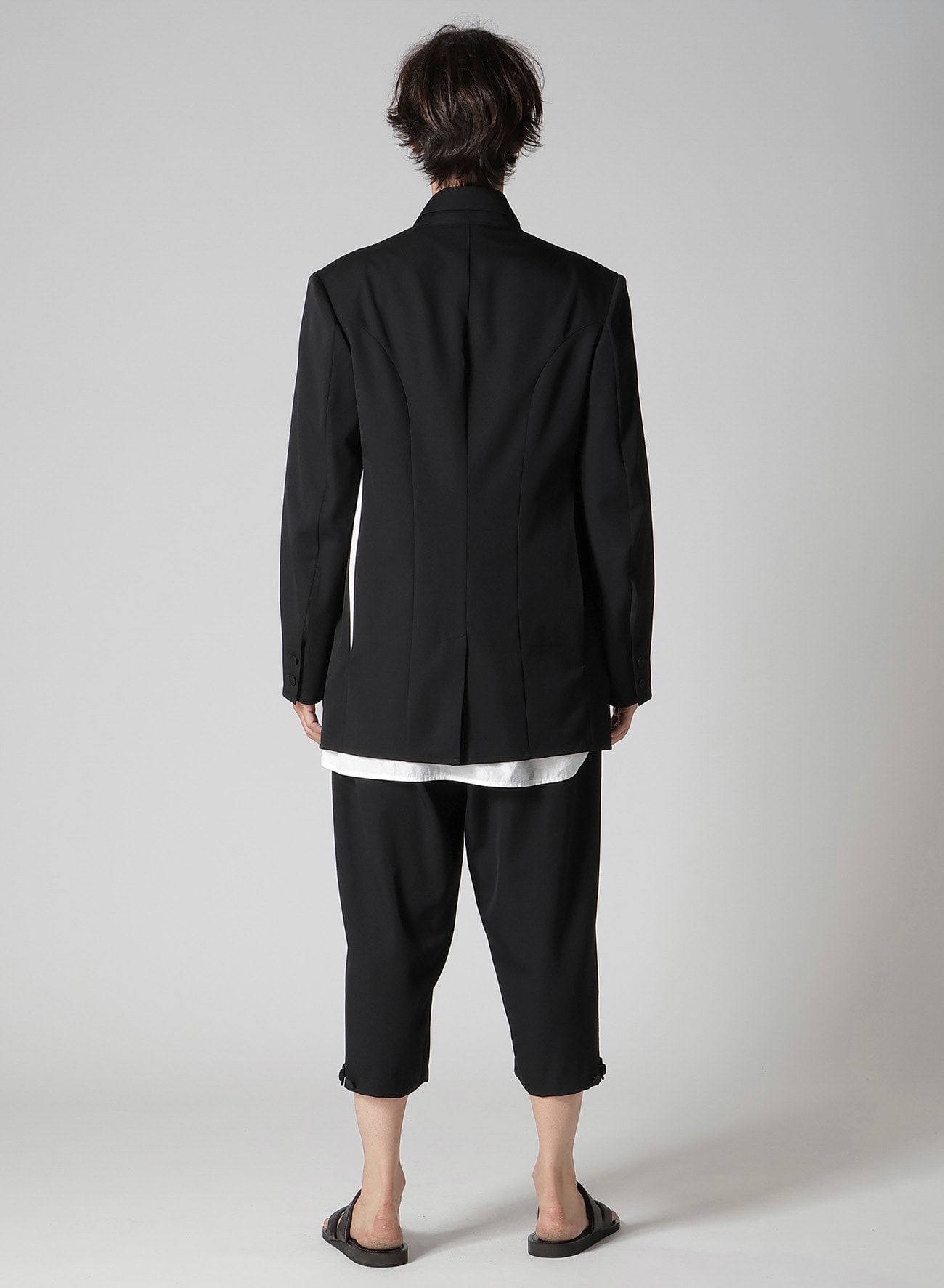 WOOL GABARDINE OPENED SLEEVE JACKET