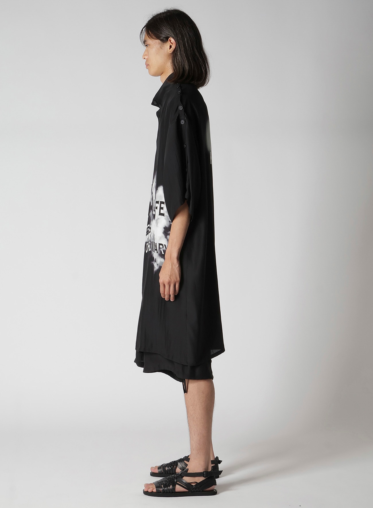 MESSAGE PRINTED SMOKE BUTTON OPENED JACKET