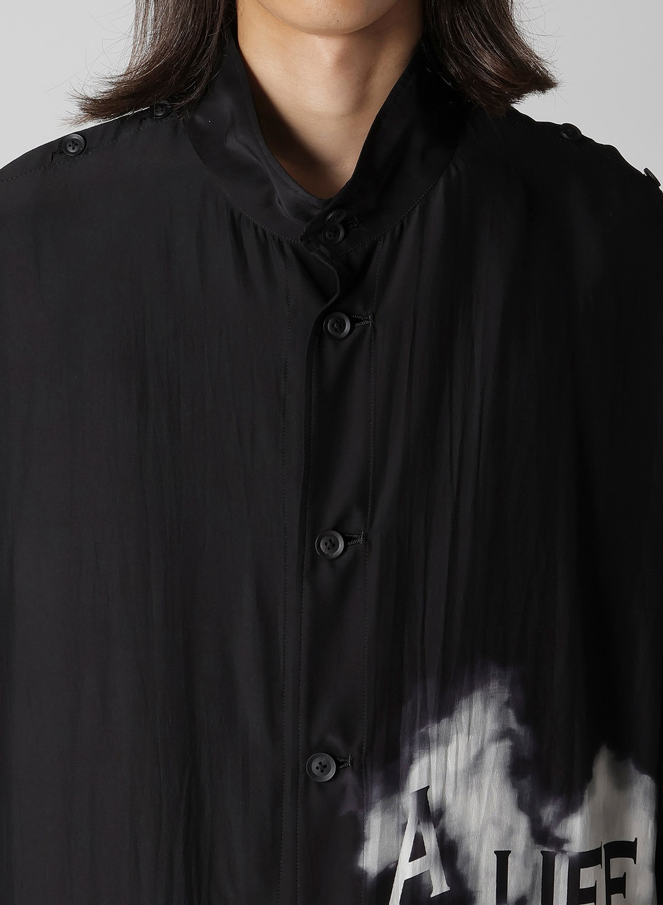 MESSAGE PRINTED SMOKE BUTTON OPENED JACKET