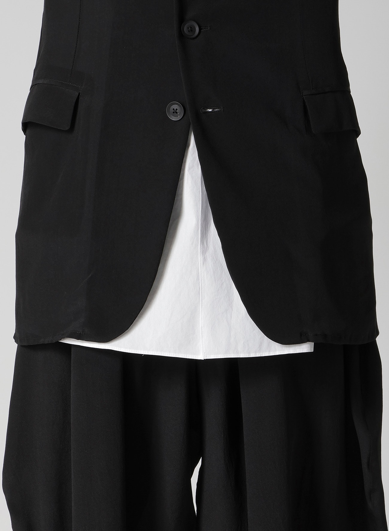 CREPE DE CHINE DOUBLE LAPEL SHORT SLEEVE JACKET
