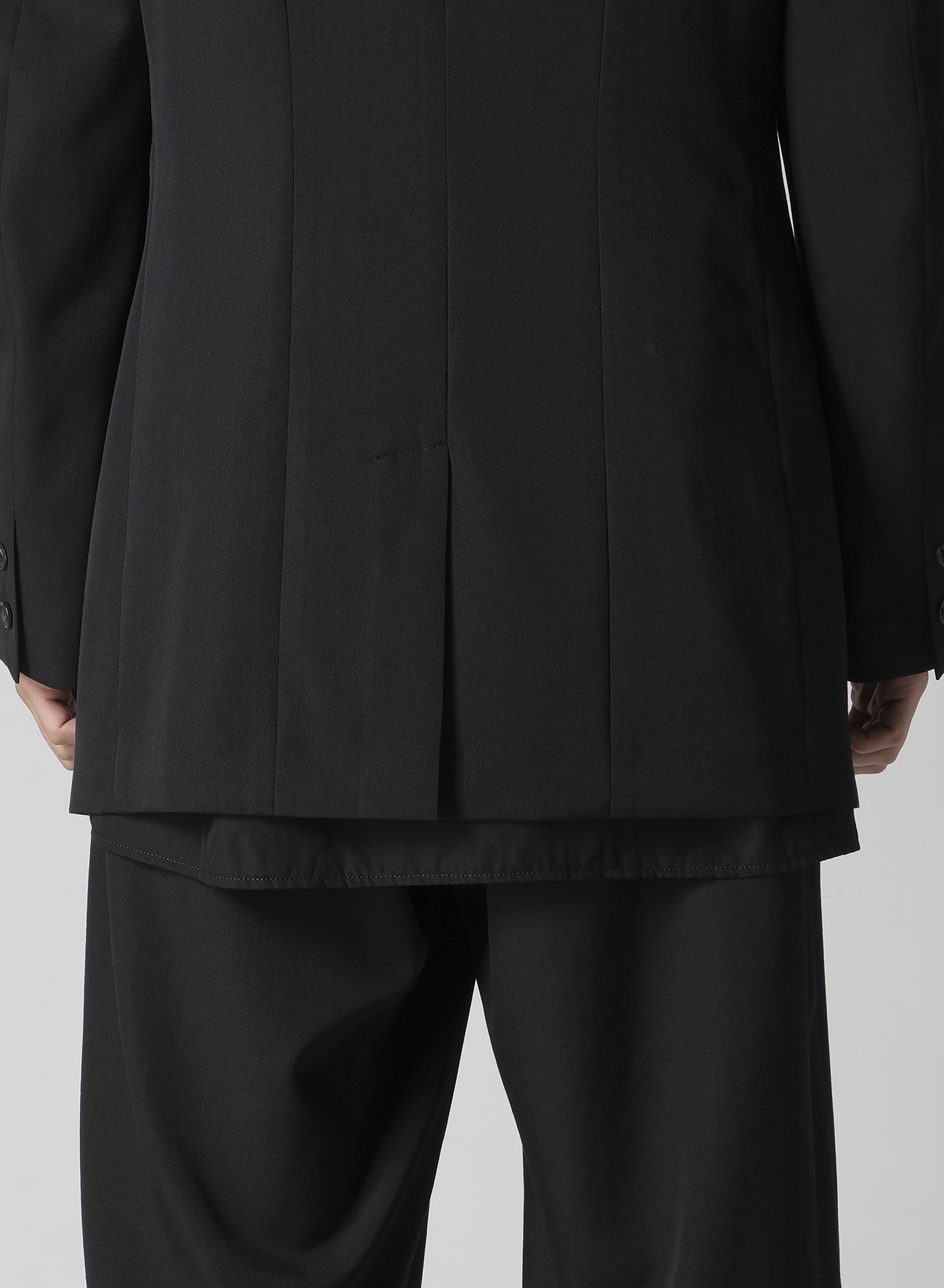 WOOL GABARDINE 3 BUTTON WOOL GABARDINE JACKET