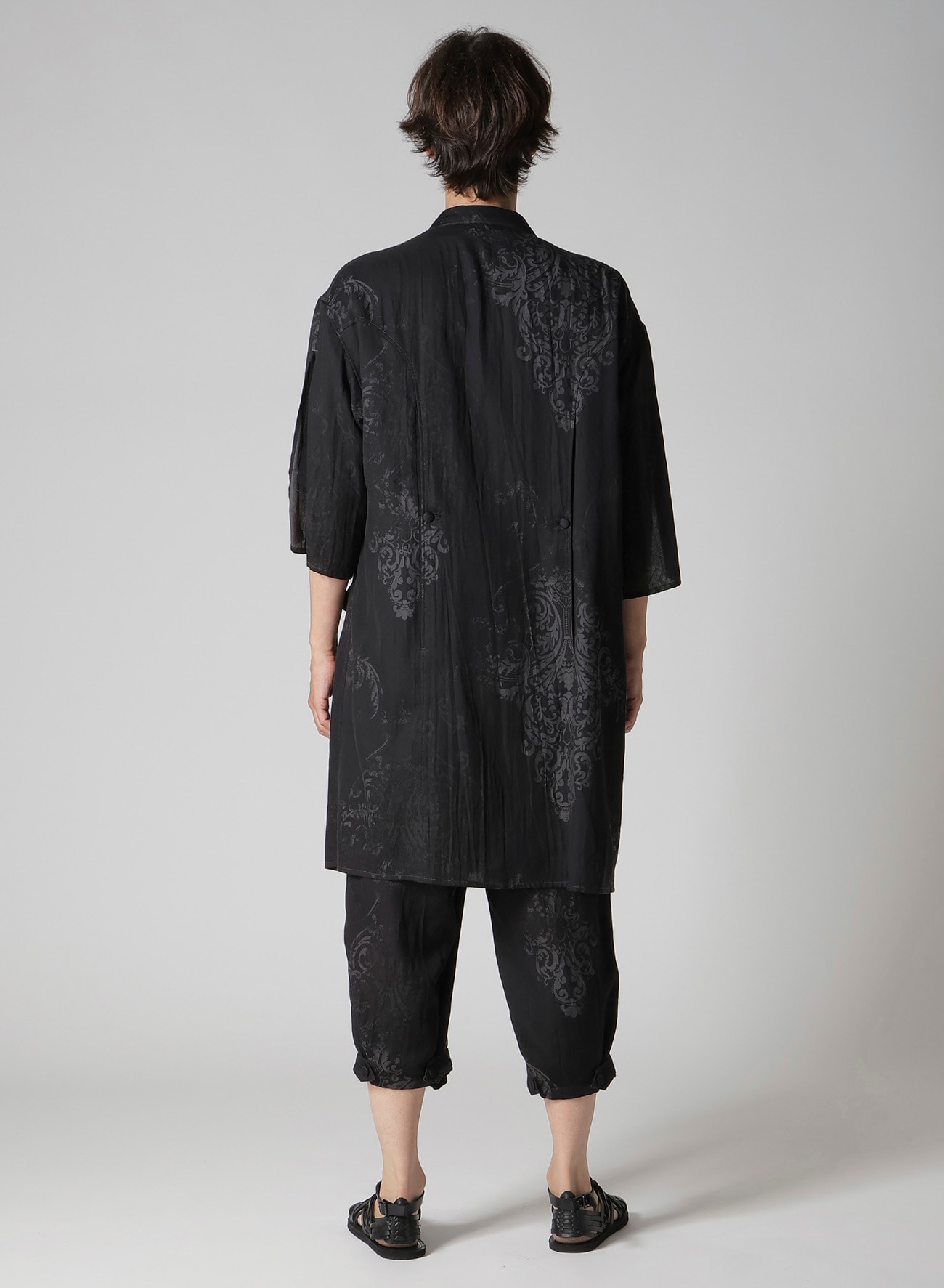 JACQUARD PATTERN SLIT DESIGN JACKET