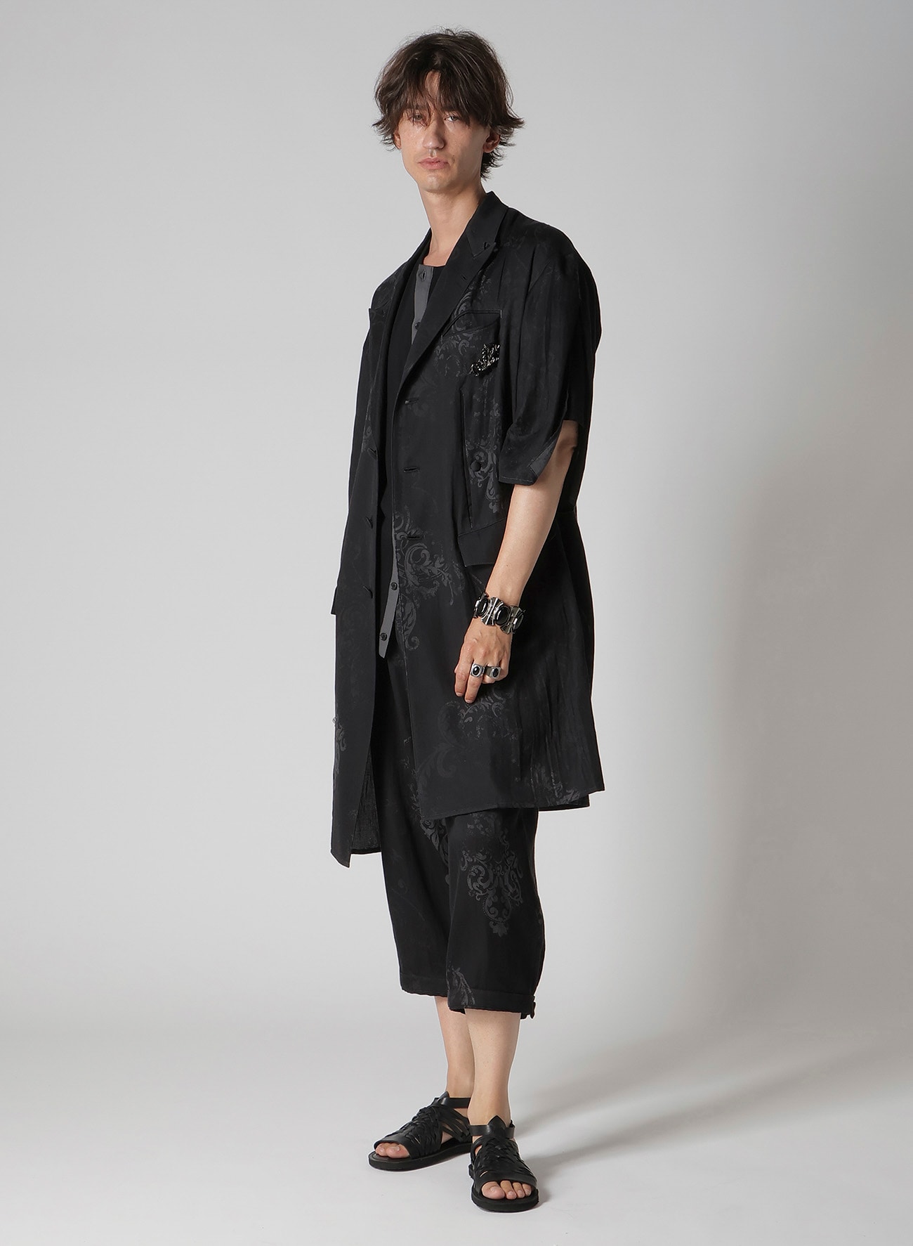 JACQUARD PATTERN SLIT DESIGN JACKET