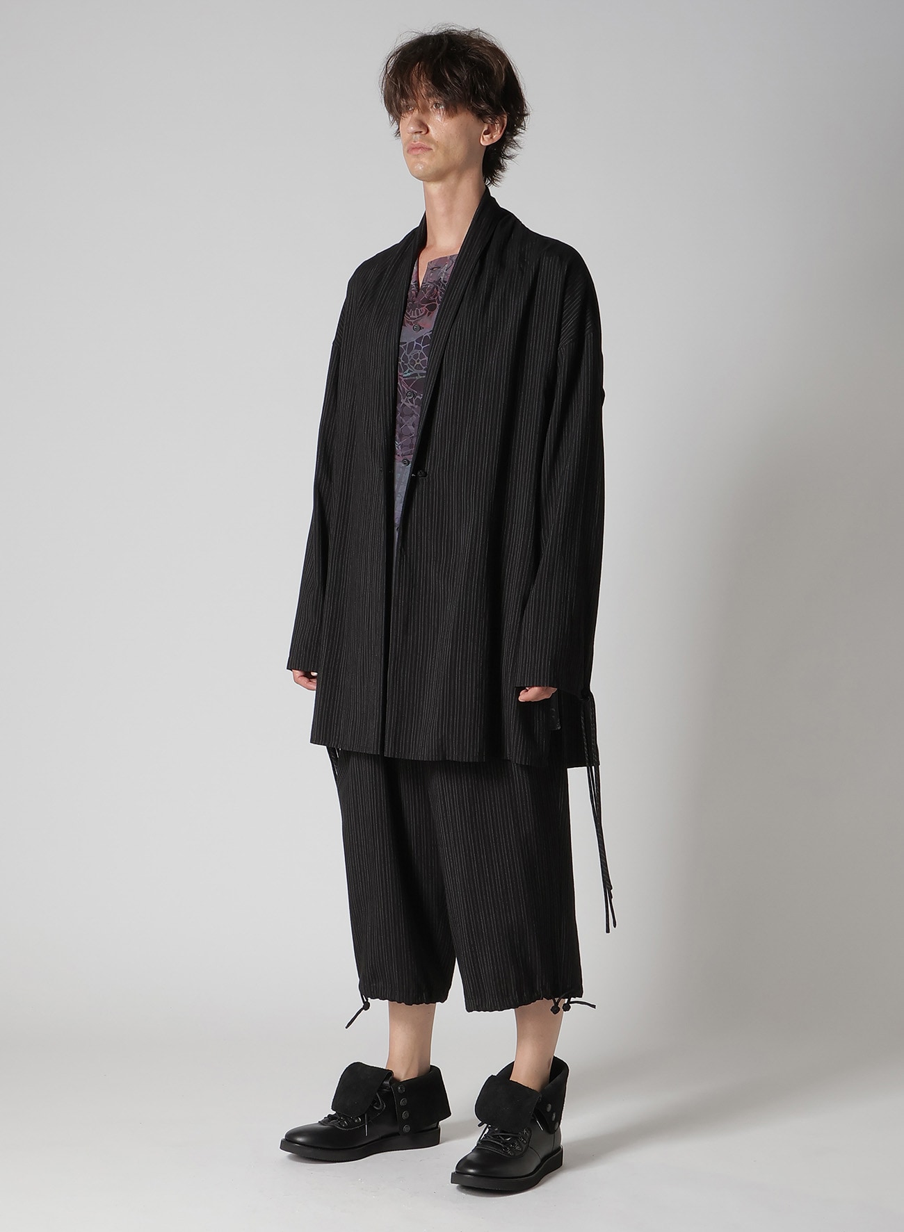 RAYON THIN STRIPE SLIT JACKET