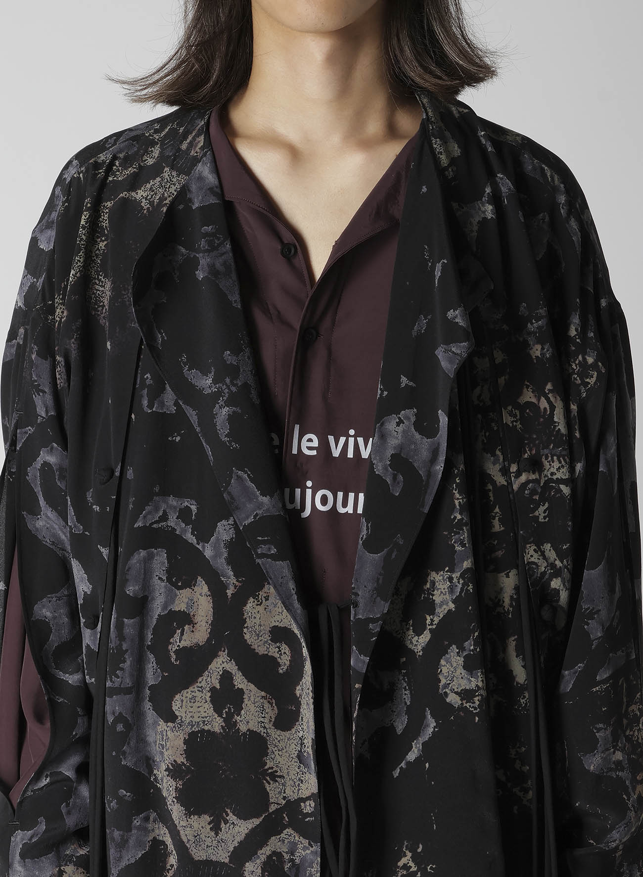 BAROQUE PATTERN COLLARLESS JACKET