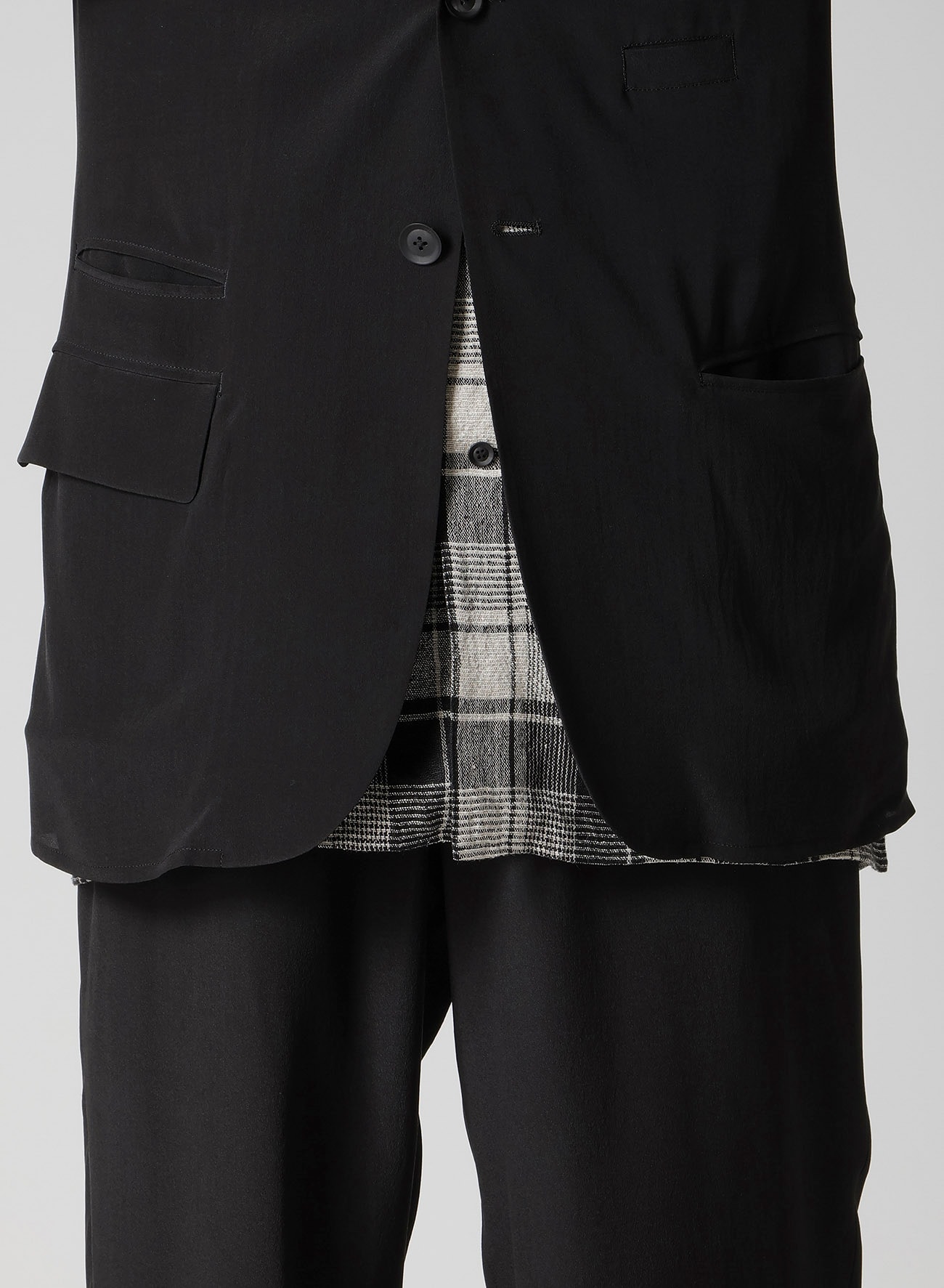 CREPE DE CHINE 6 POCKETS SHORT SLEEVE SUIT JACKET