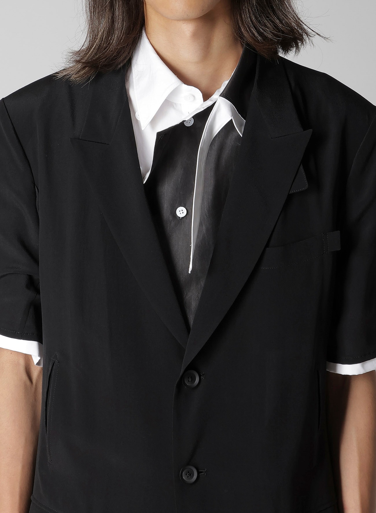 CREPE DE CHINE 4 BUTTONS SHORT SLEEVE JACKET